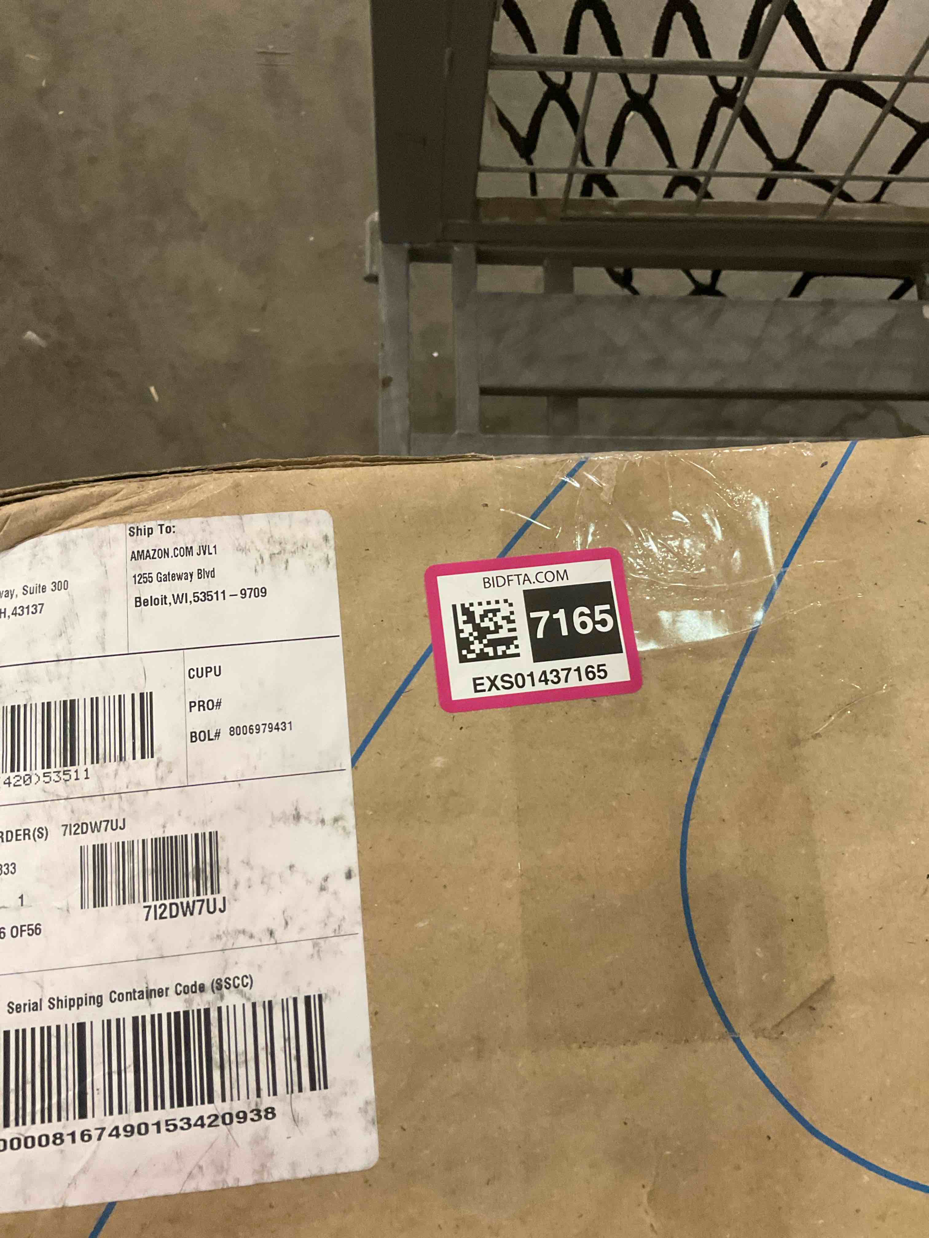 https://s3.amazonaws.com/lotting-images-prod/BargainHunt/EXS01437165_1723030059648.jpeg