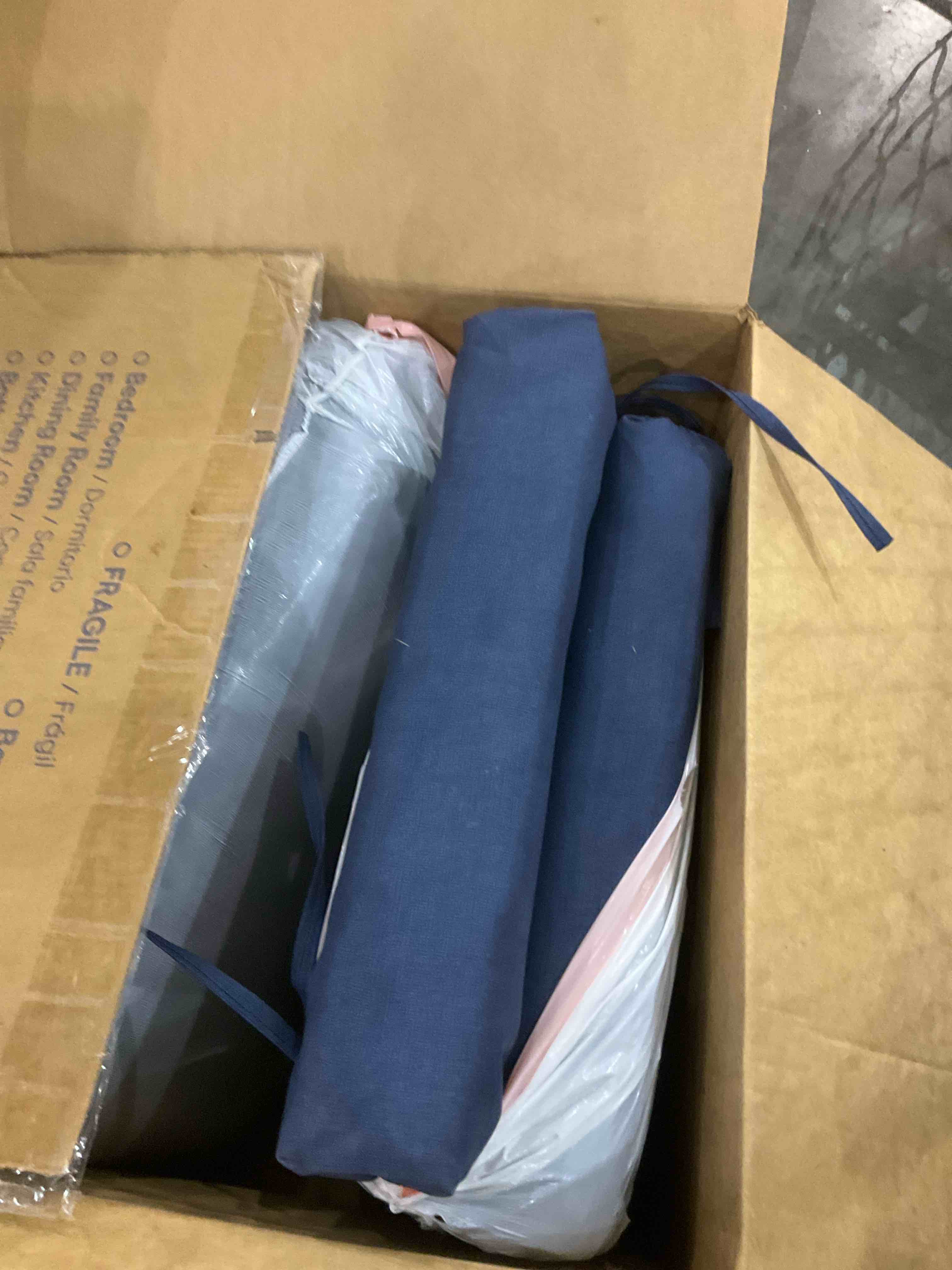 https://s3.amazonaws.com/lotting-images-prod/BargainHunt/EXS01437169_1723030406870.jpeg