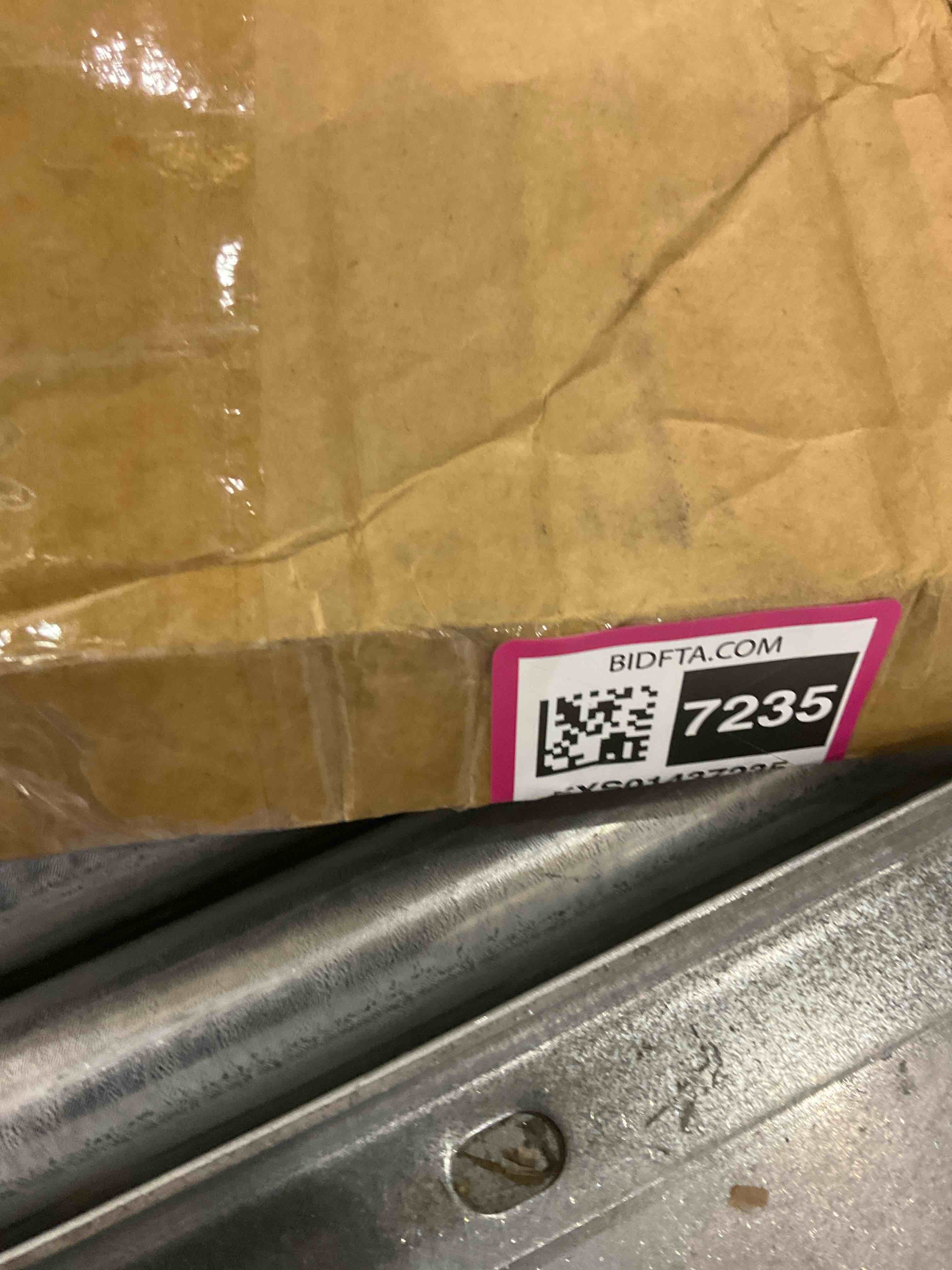 https://s3.amazonaws.com/lotting-images-prod/BargainHunt/EXS01437235_1723040151210.jpeg