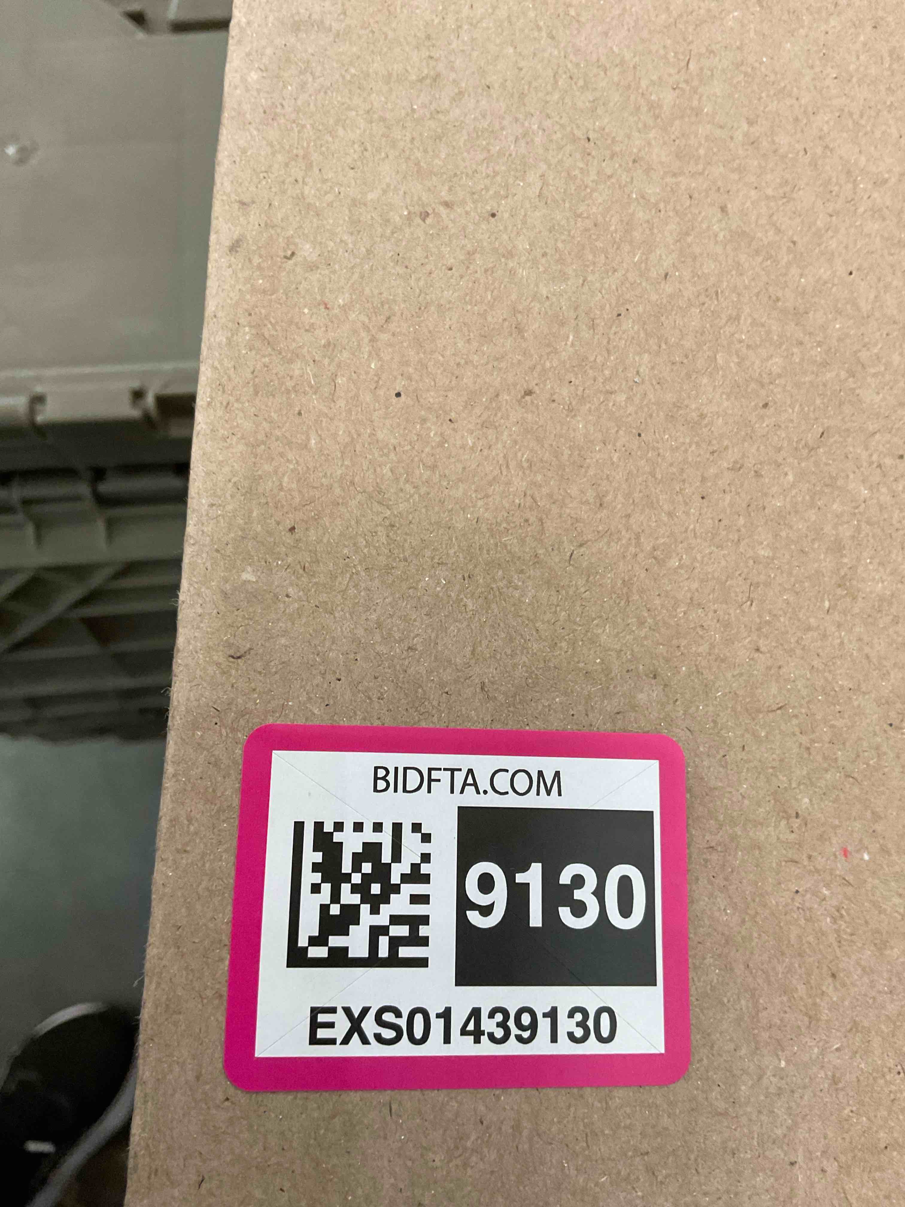 https://s3.amazonaws.com/lotting-images-prod/BargainHunt/EXS01439130_1719250706895.jpeg