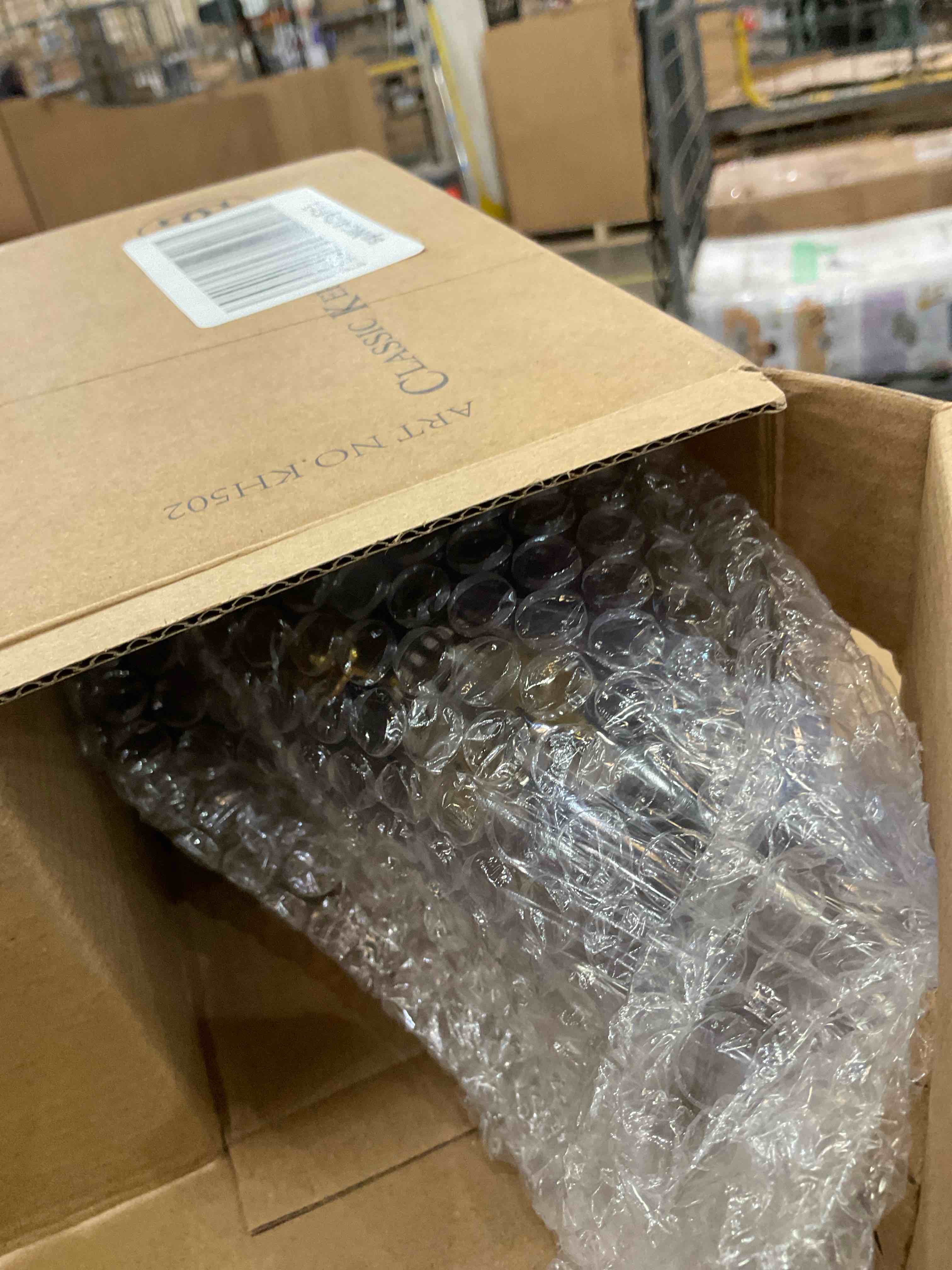 https://s3.amazonaws.com/lotting-images-prod/BargainHunt/EXS01439132_1719250873788.jpeg