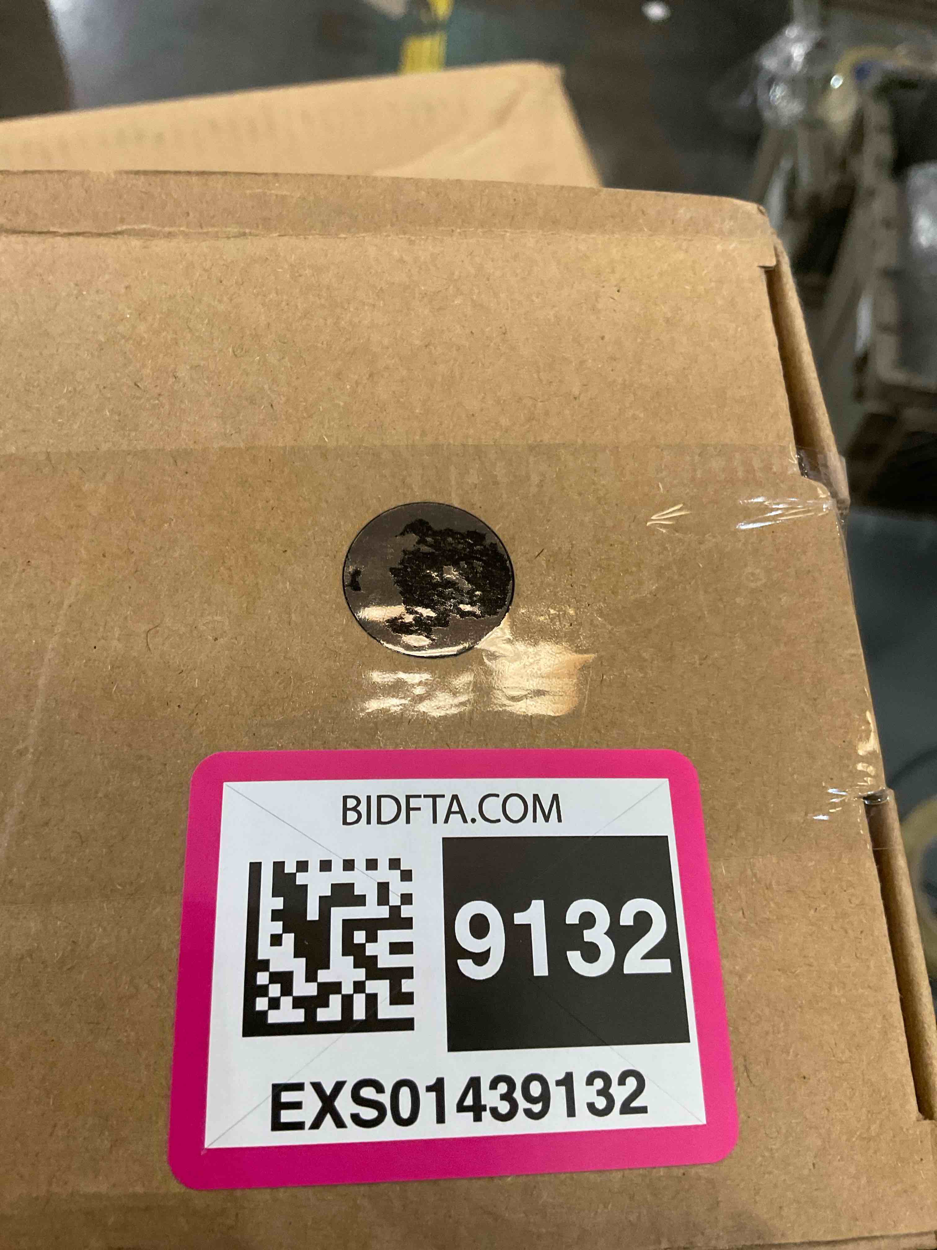 https://s3.amazonaws.com/lotting-images-prod/BargainHunt/EXS01439132_1719250897428.jpeg