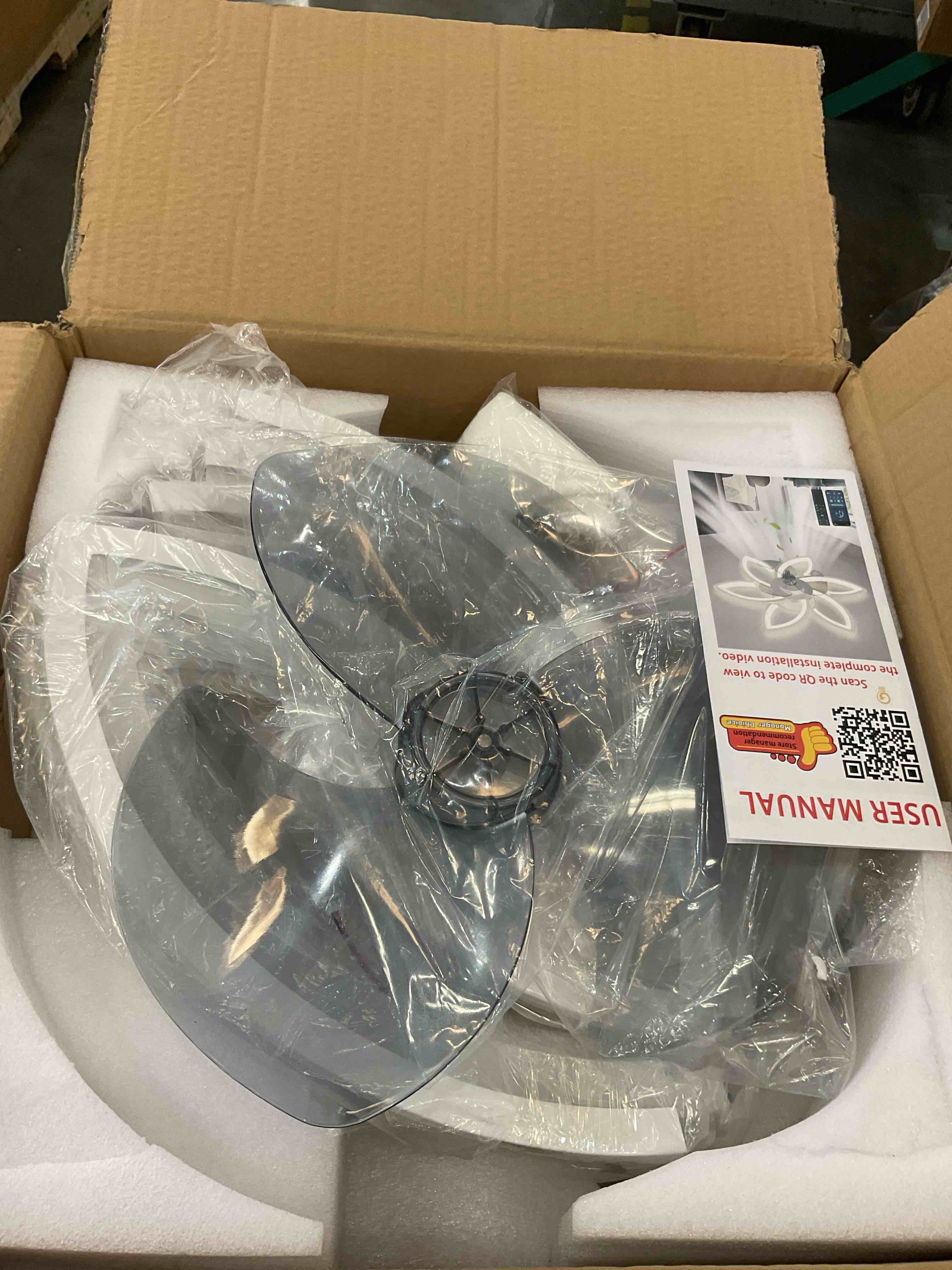 https://s3.amazonaws.com/lotting-images-prod/BargainHunt/EXS01439135_1719251176458.jpeg