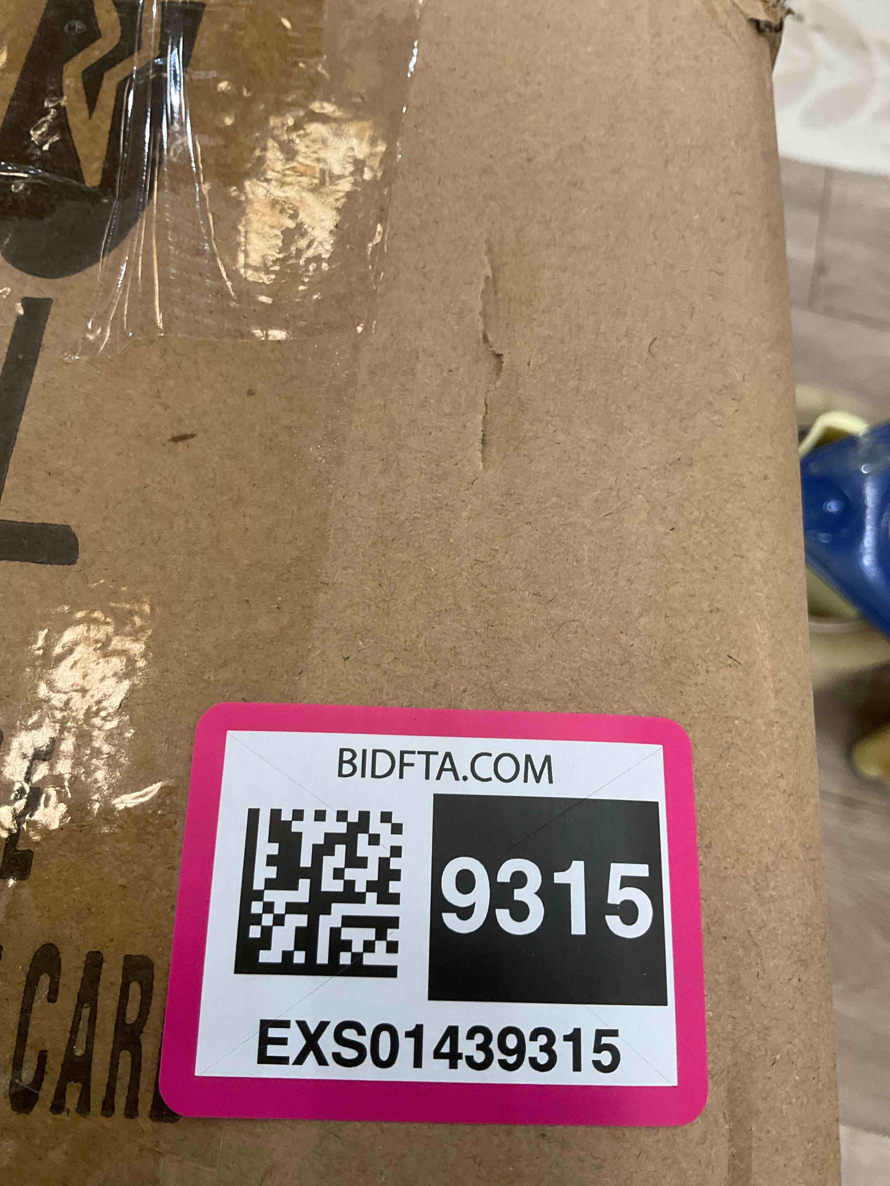 https://s3.amazonaws.com/lotting-images-prod/BargainHunt/EXS01439315_1719341349437.jpeg
