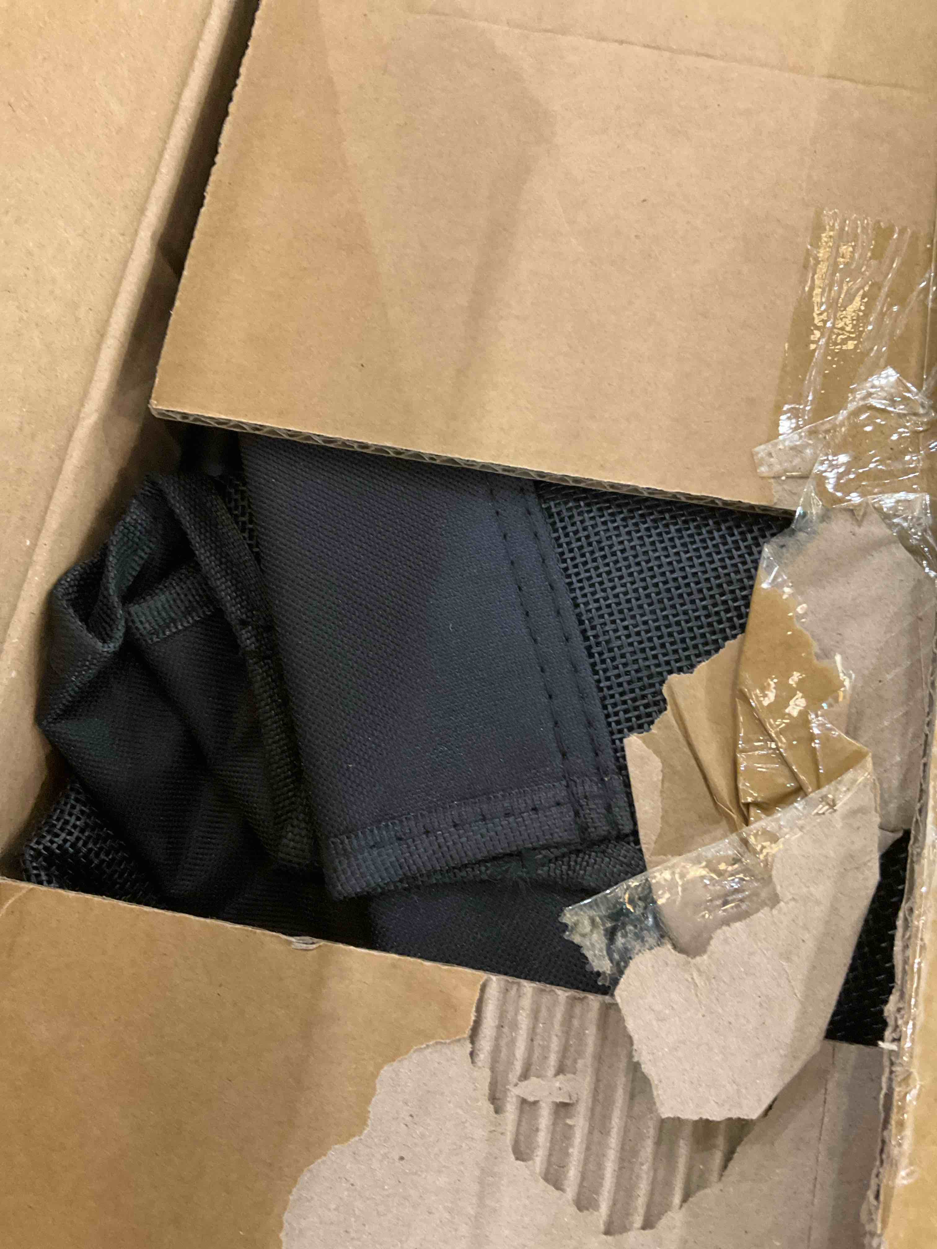 https://s3.amazonaws.com/lotting-images-prod/BargainHunt/EXS01439889_1719416800732.jpeg