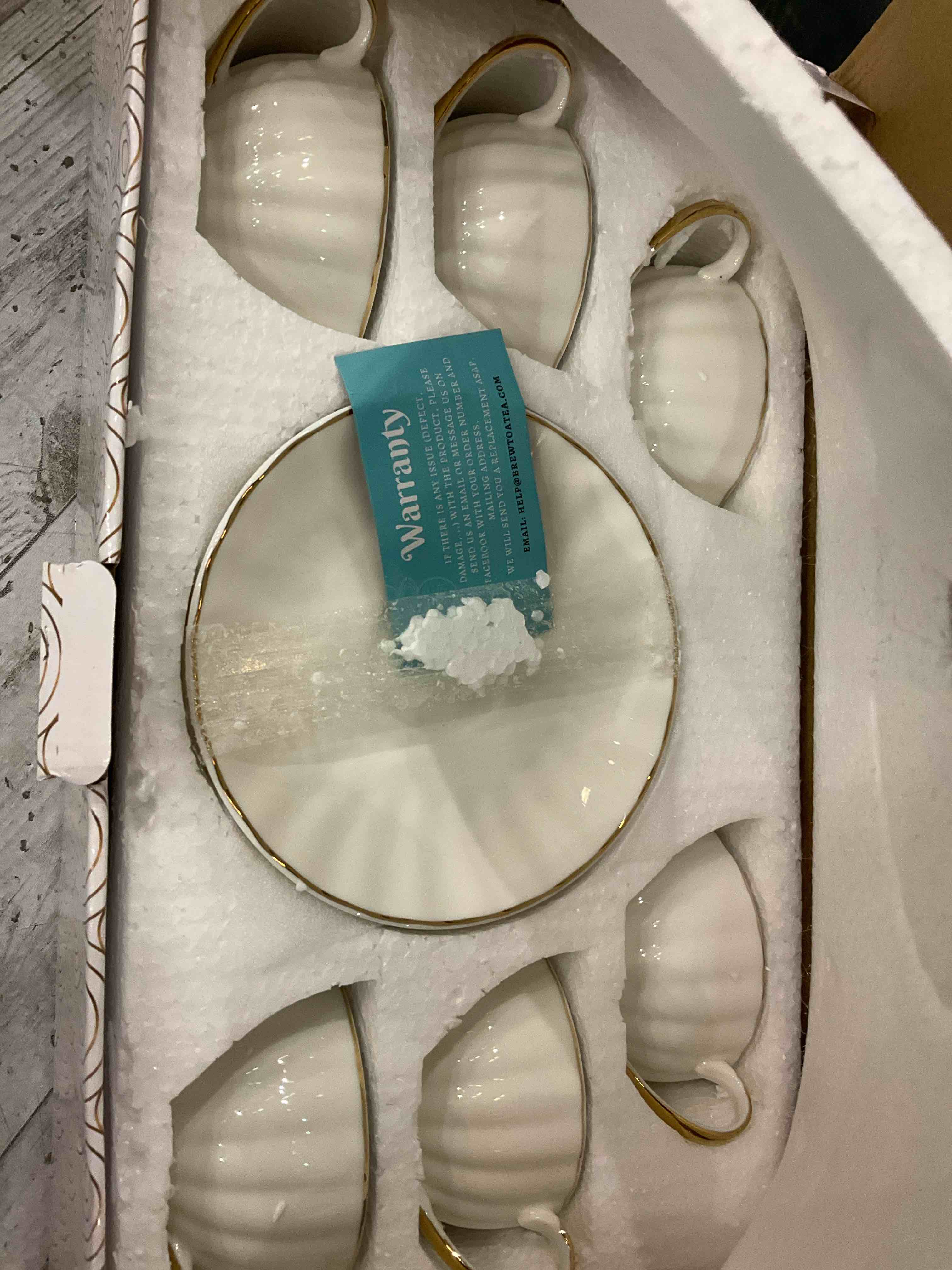 https://s3.amazonaws.com/lotting-images-prod/BargainHunt/EXS01439918_1719422816457.jpeg