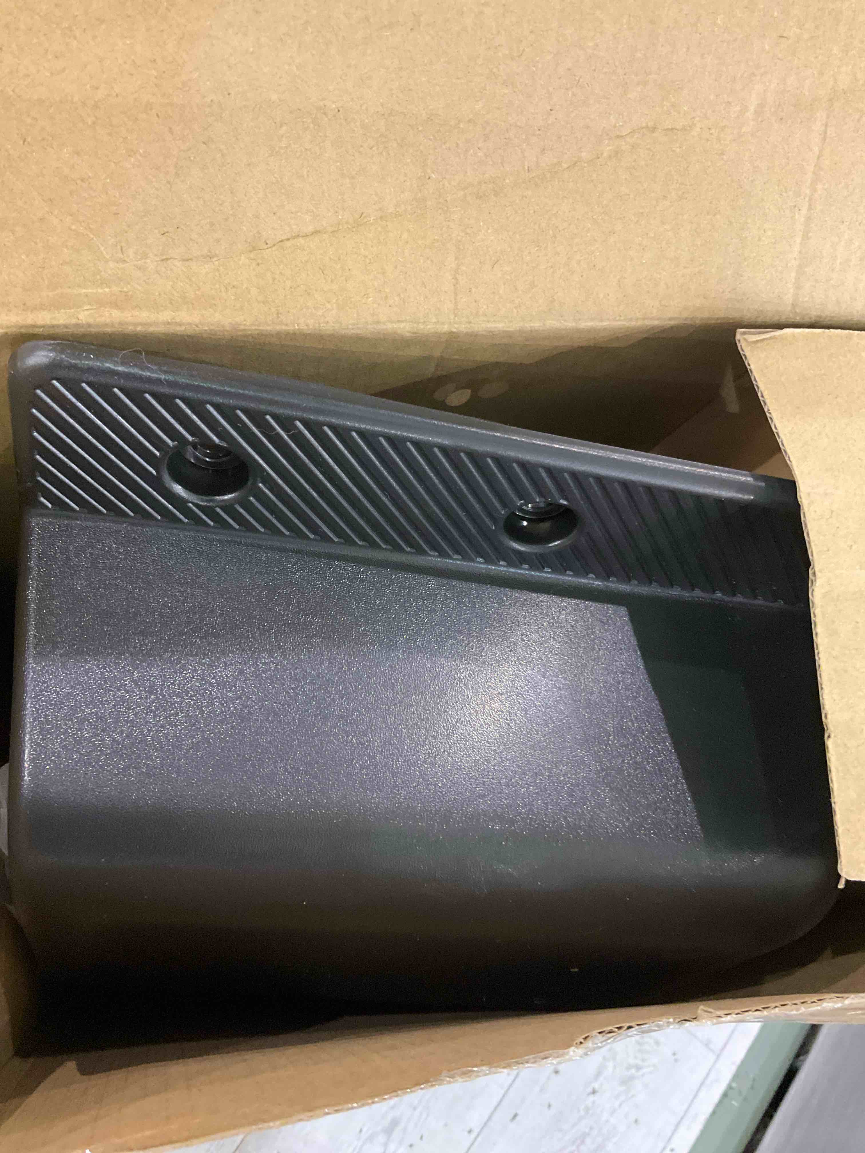 https://s3.amazonaws.com/lotting-images-prod/BargainHunt/EXS01439948_1719495238726.jpeg