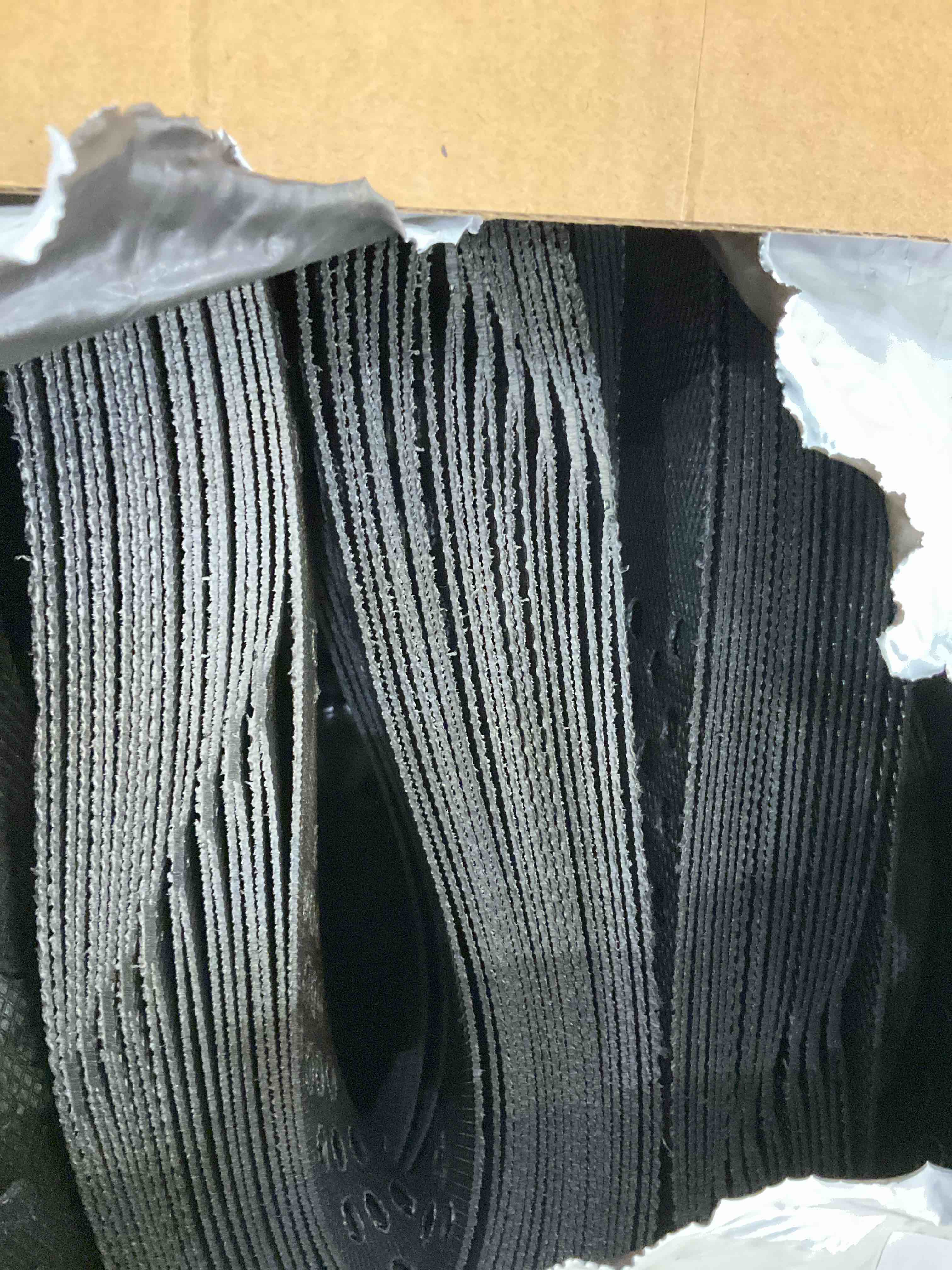 https://s3.amazonaws.com/lotting-images-prod/BargainHunt/EXS01440038_1717441777889.jpeg