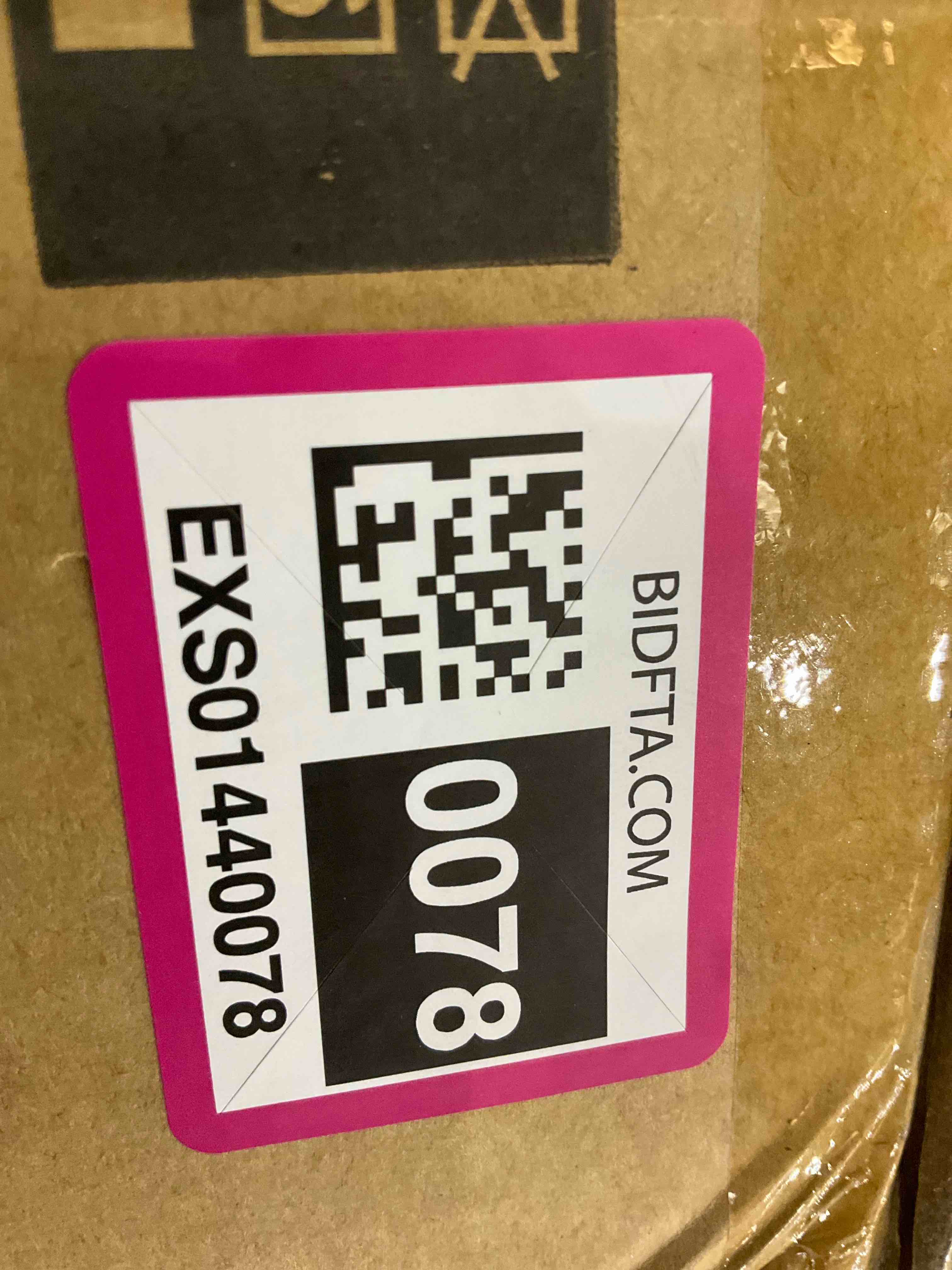 https://s3.amazonaws.com/lotting-images-prod/BargainHunt/EXS01440078_1717509057275.jpeg