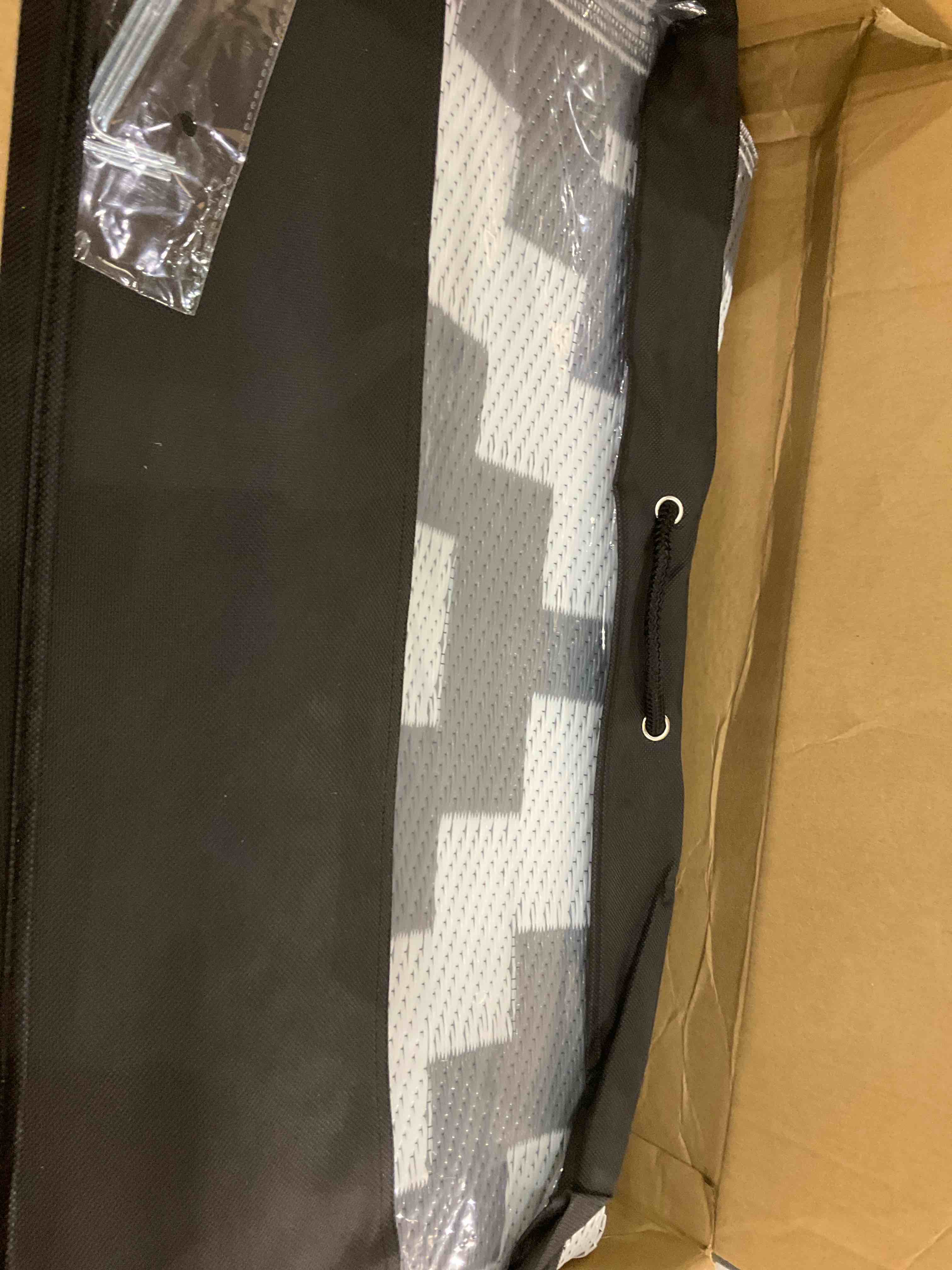 https://s3.amazonaws.com/lotting-images-prod/BargainHunt/EXS01440152_1717586844754.jpeg
