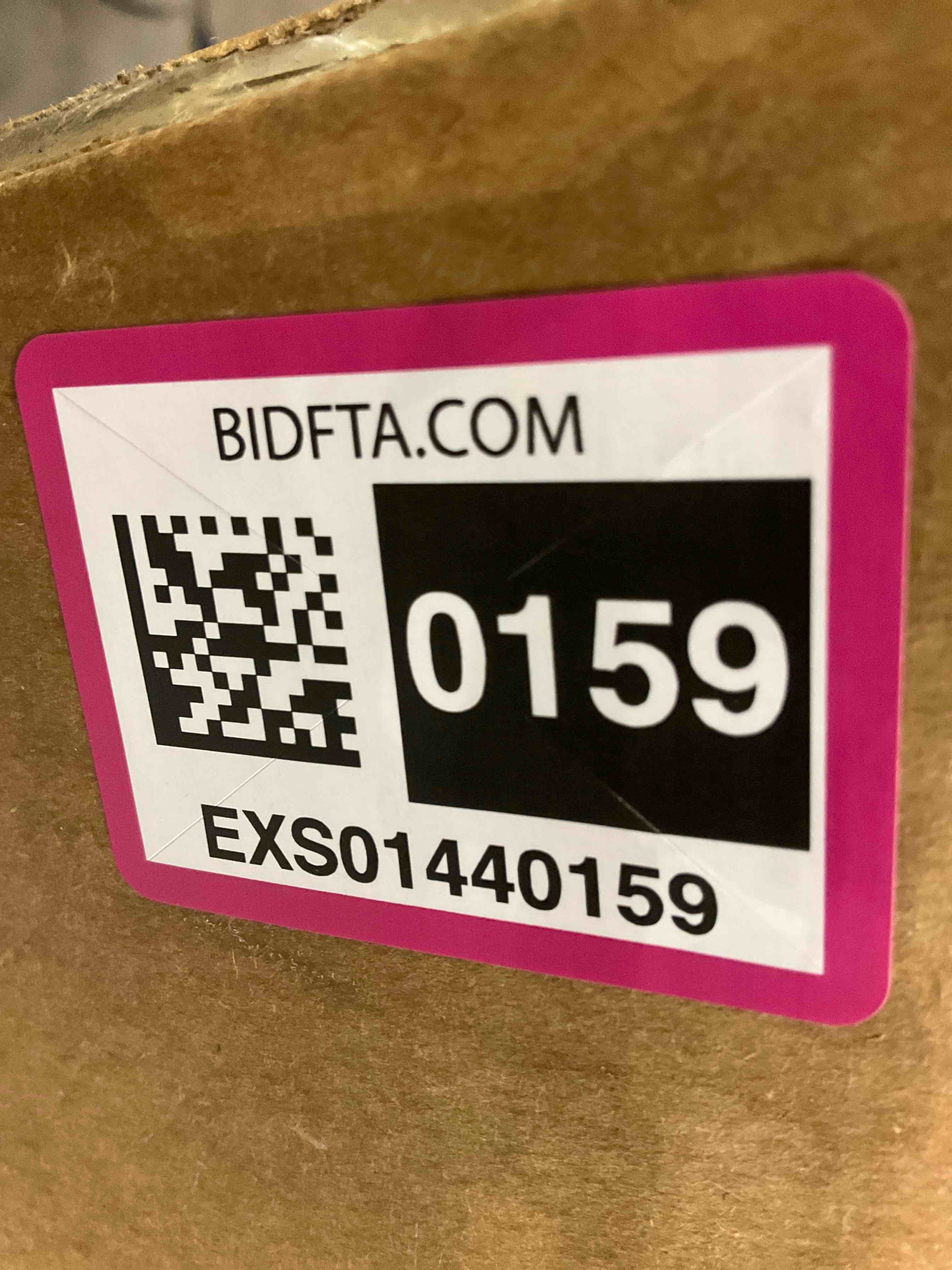 https://s3.amazonaws.com/lotting-images-prod/BargainHunt/EXS01440159_1717587757118.jpeg
