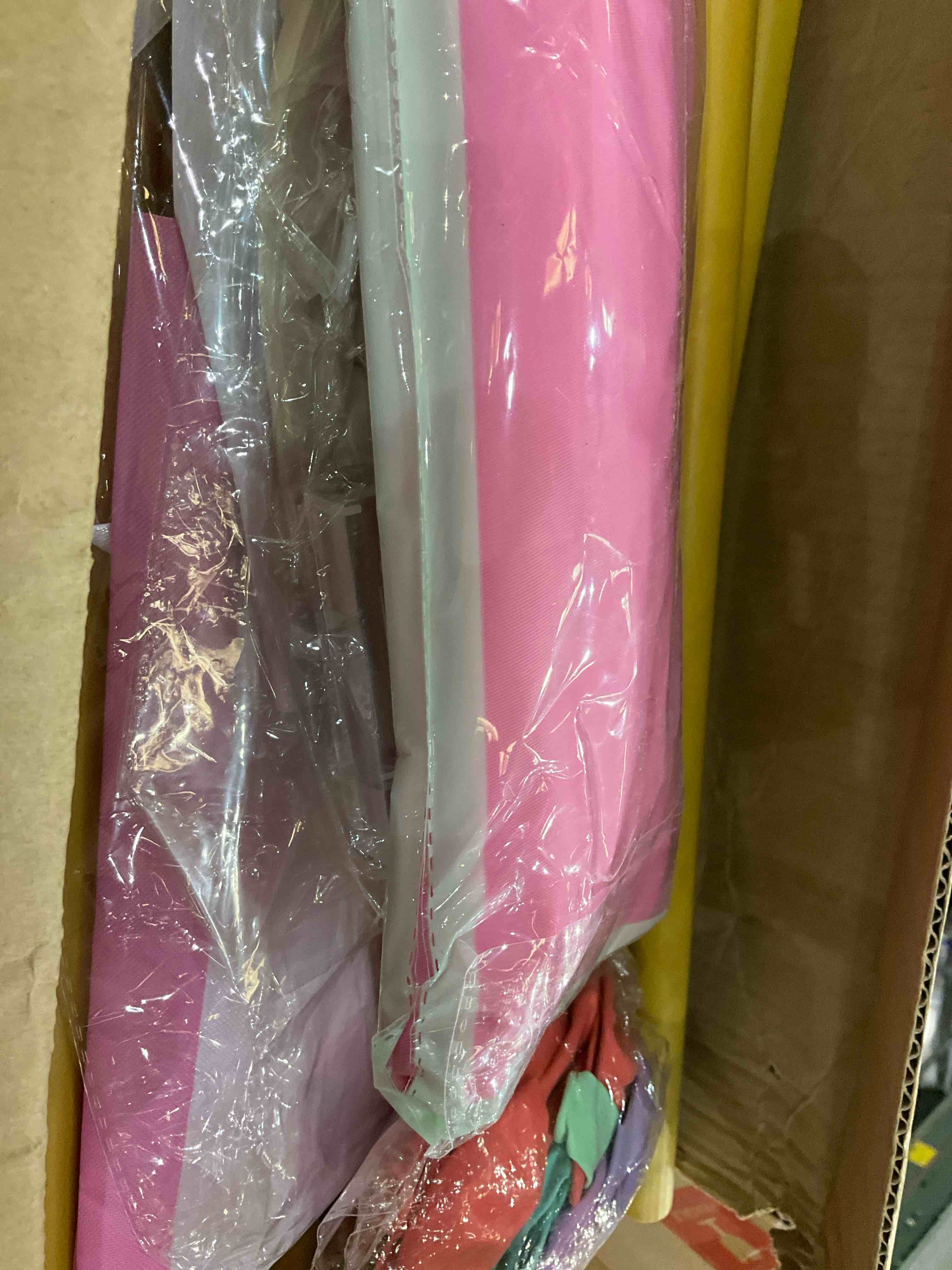 https://s3.amazonaws.com/lotting-images-prod/BargainHunt/EXS01440295_1717688784317.jpeg