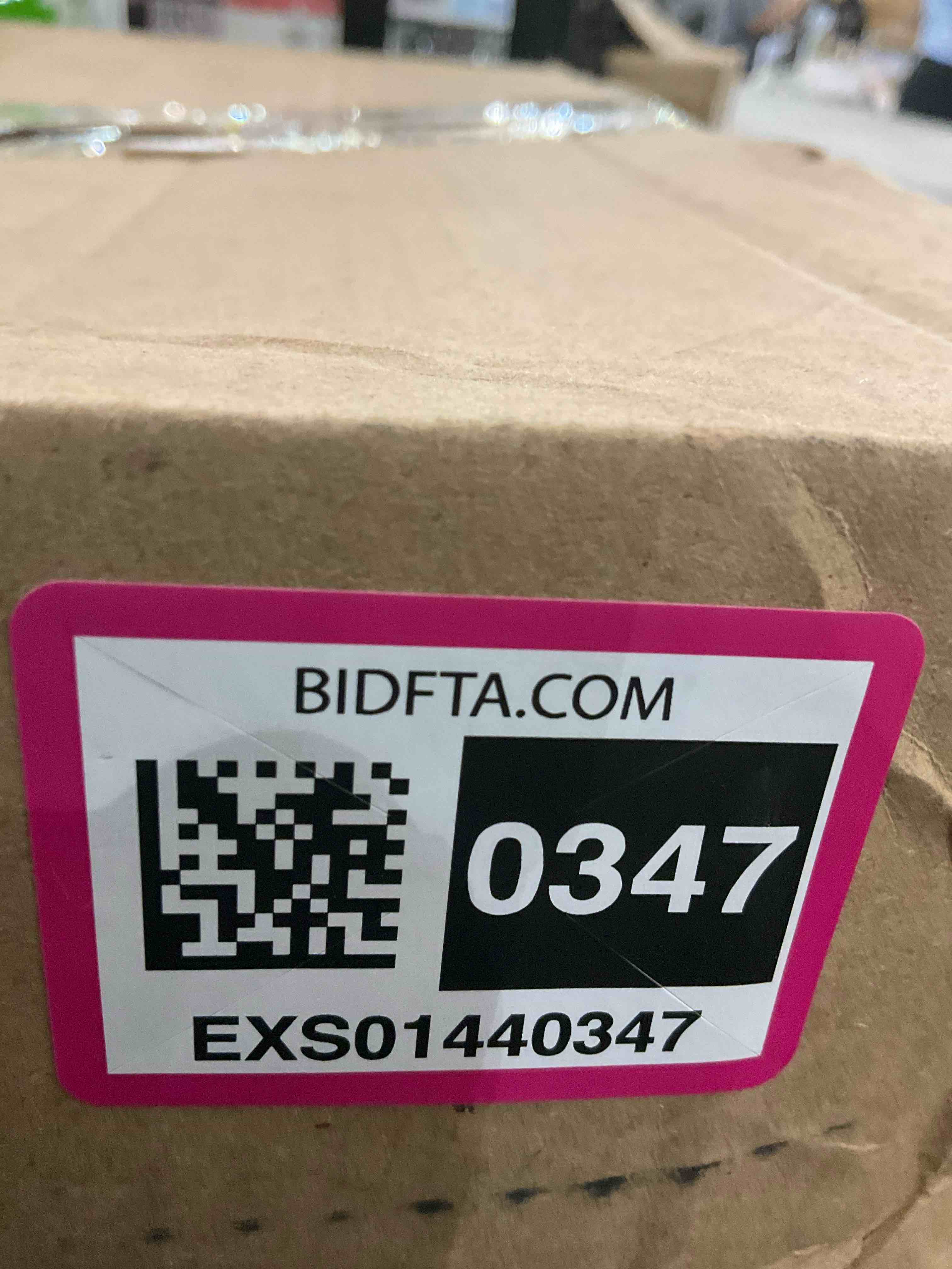 https://s3.amazonaws.com/lotting-images-prod/BargainHunt/EXS01440347_1717767895962.jpeg