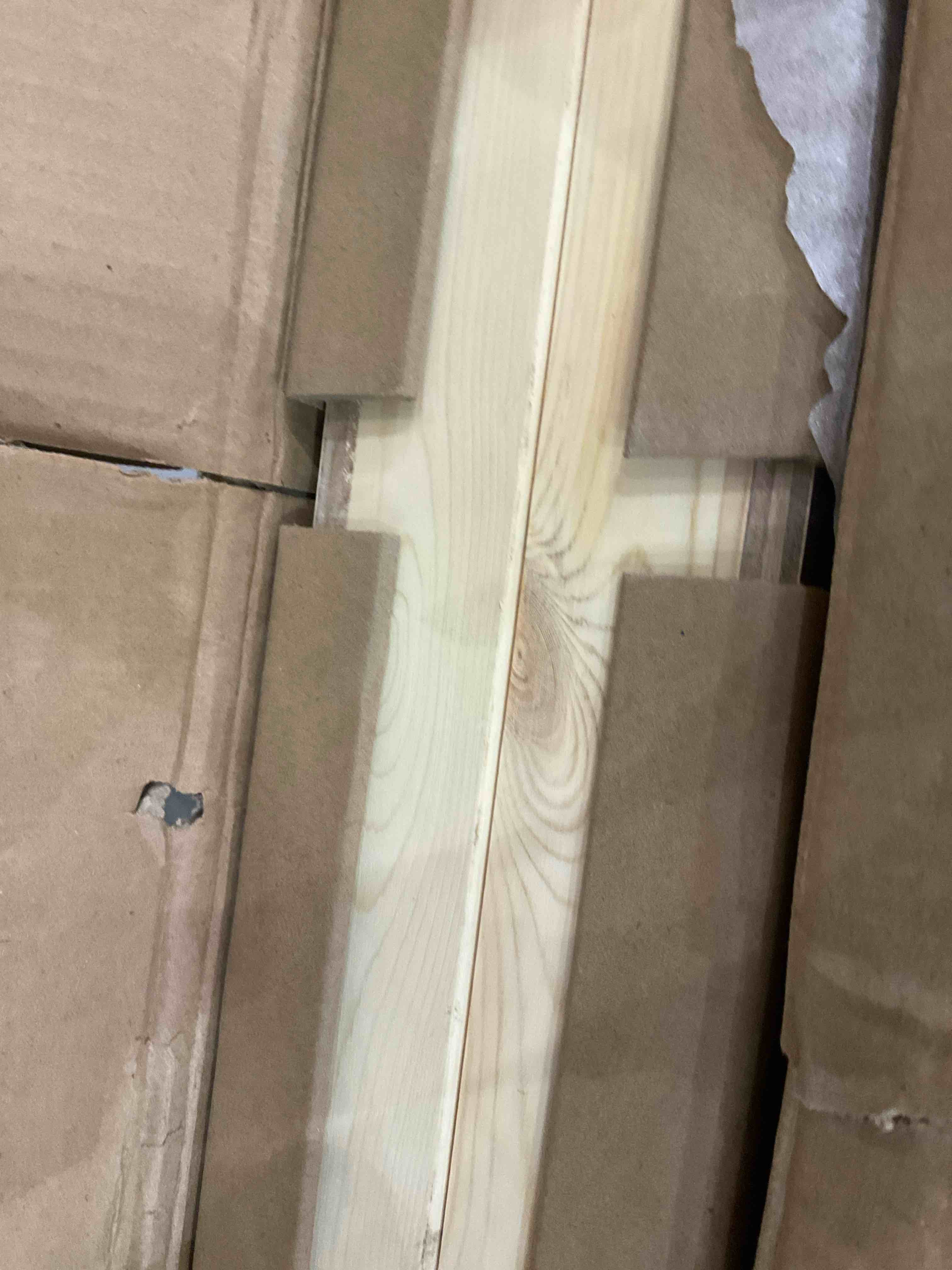 https://s3.amazonaws.com/lotting-images-prod/BargainHunt/EXS01440363_1717770366417.jpeg