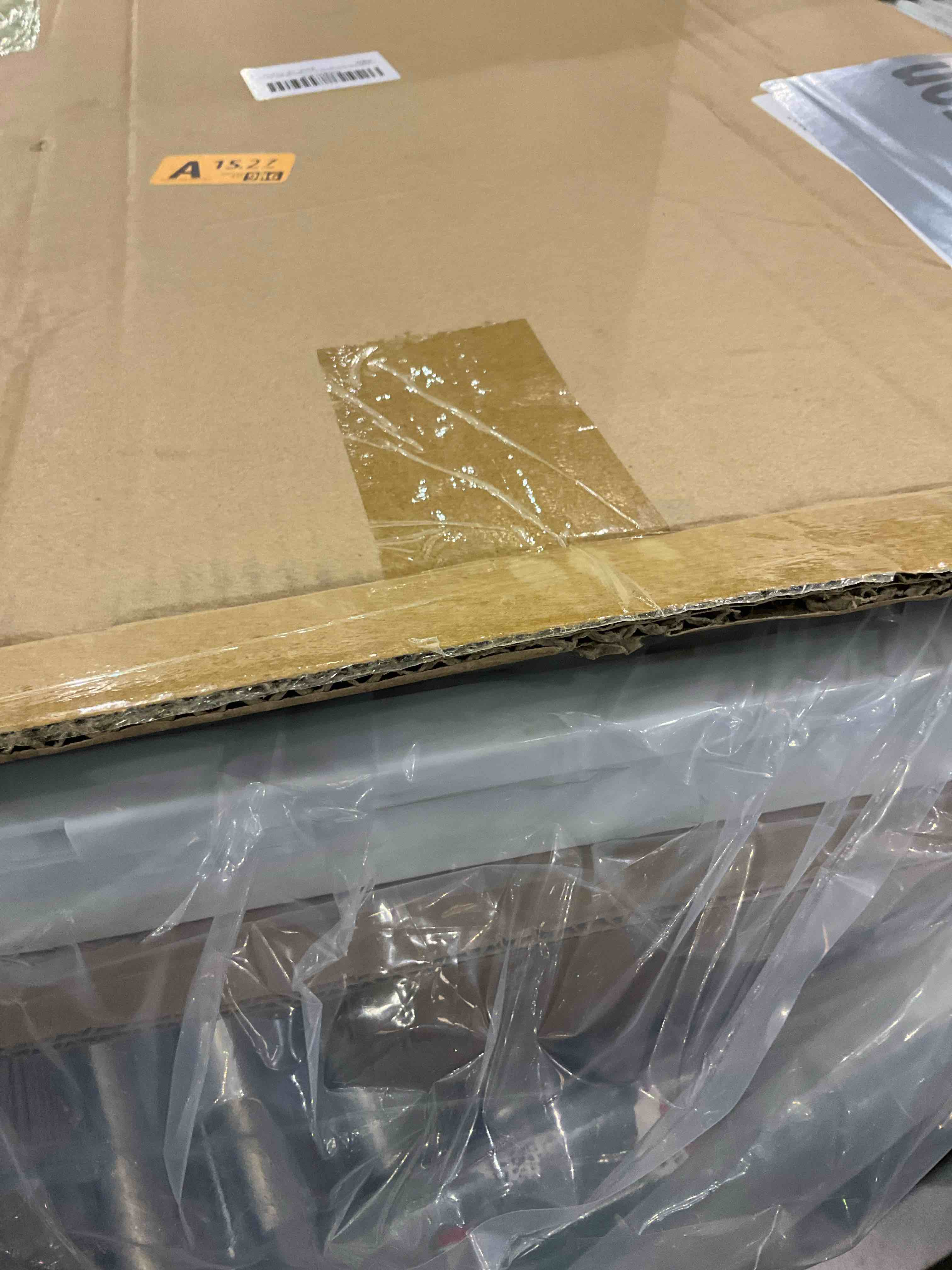 https://s3.amazonaws.com/lotting-images-prod/BargainHunt/EXS01440525_1717440021123.jpeg