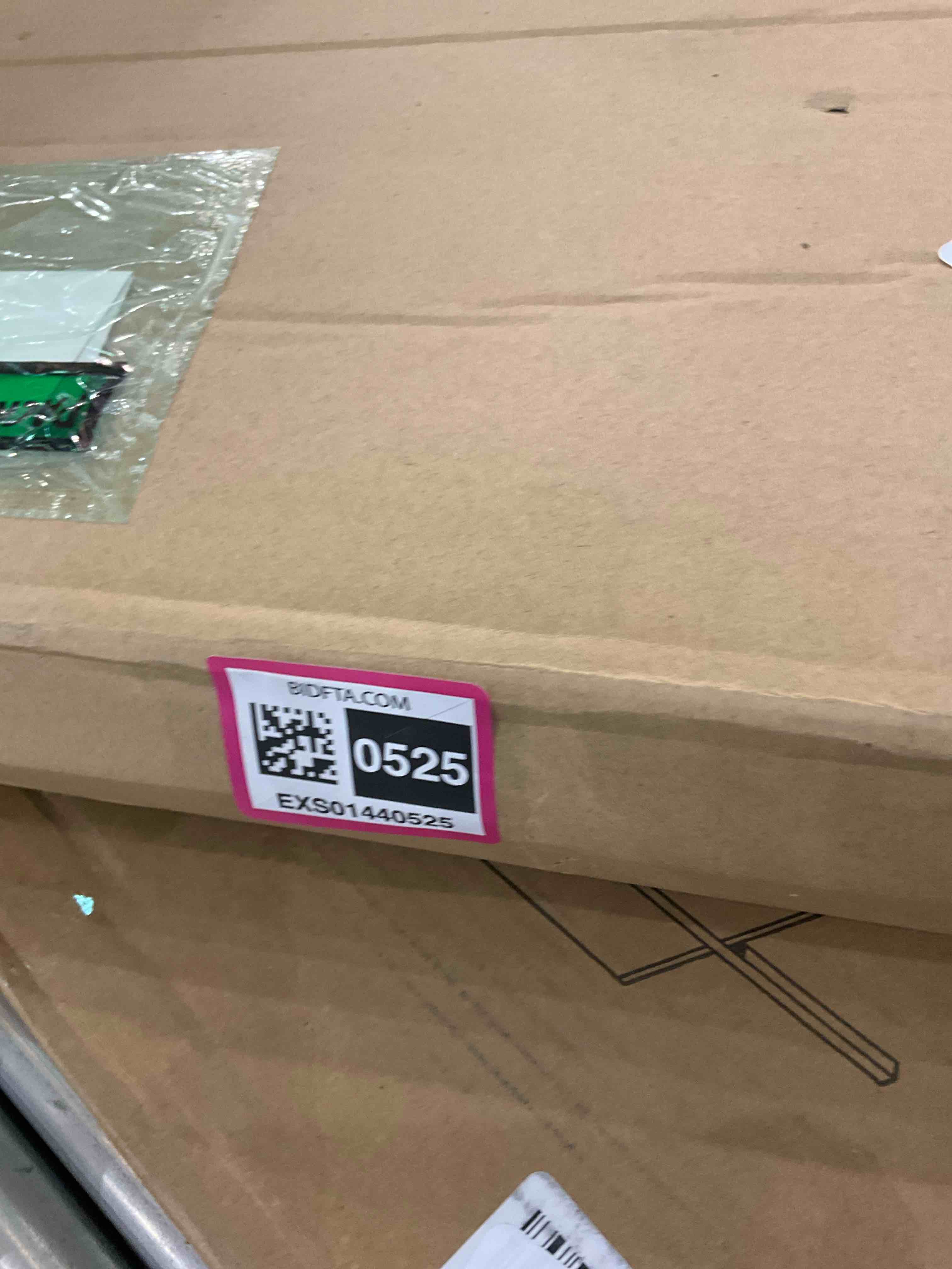 https://s3.amazonaws.com/lotting-images-prod/BargainHunt/EXS01440525_1717440098334.jpeg