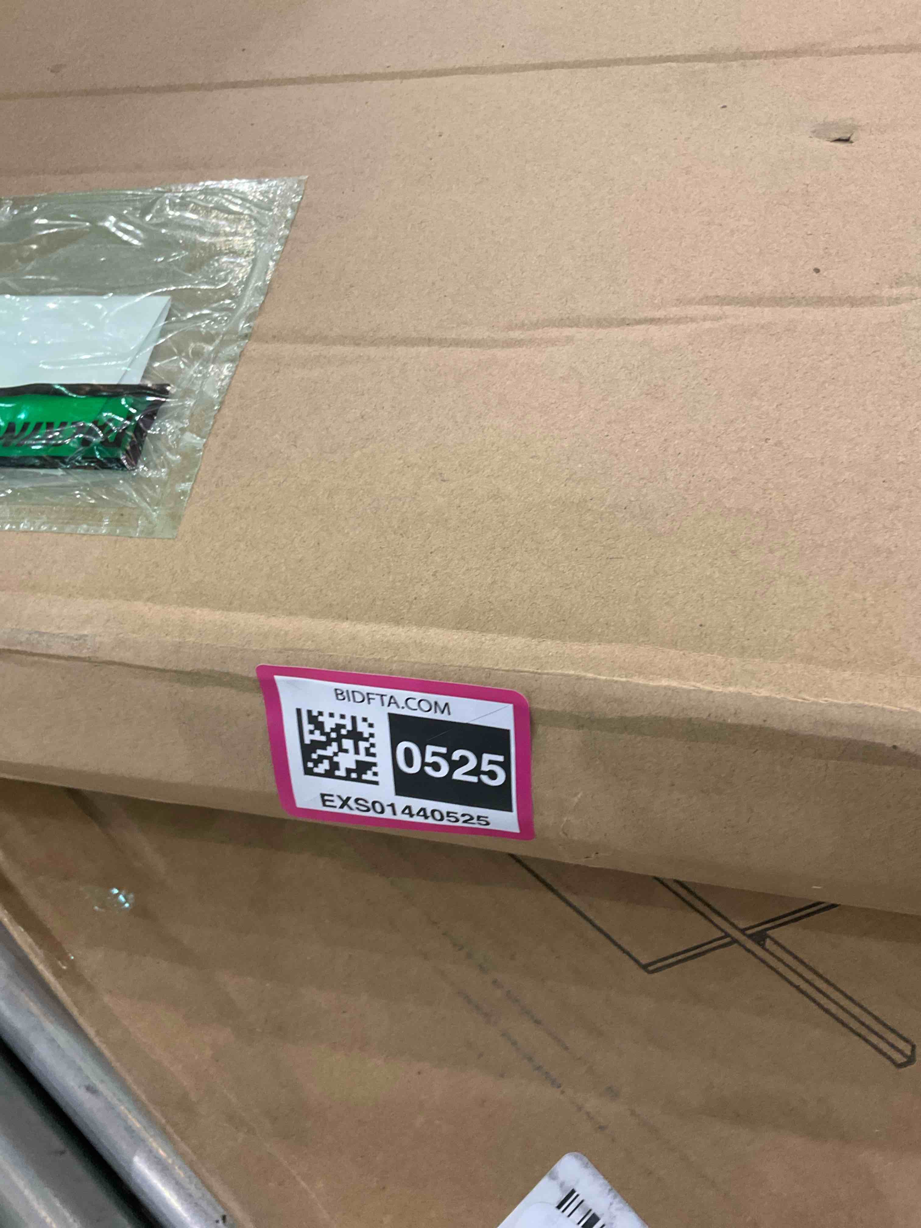https://s3.amazonaws.com/lotting-images-prod/BargainHunt/EXS01440525_1717440099371.jpeg