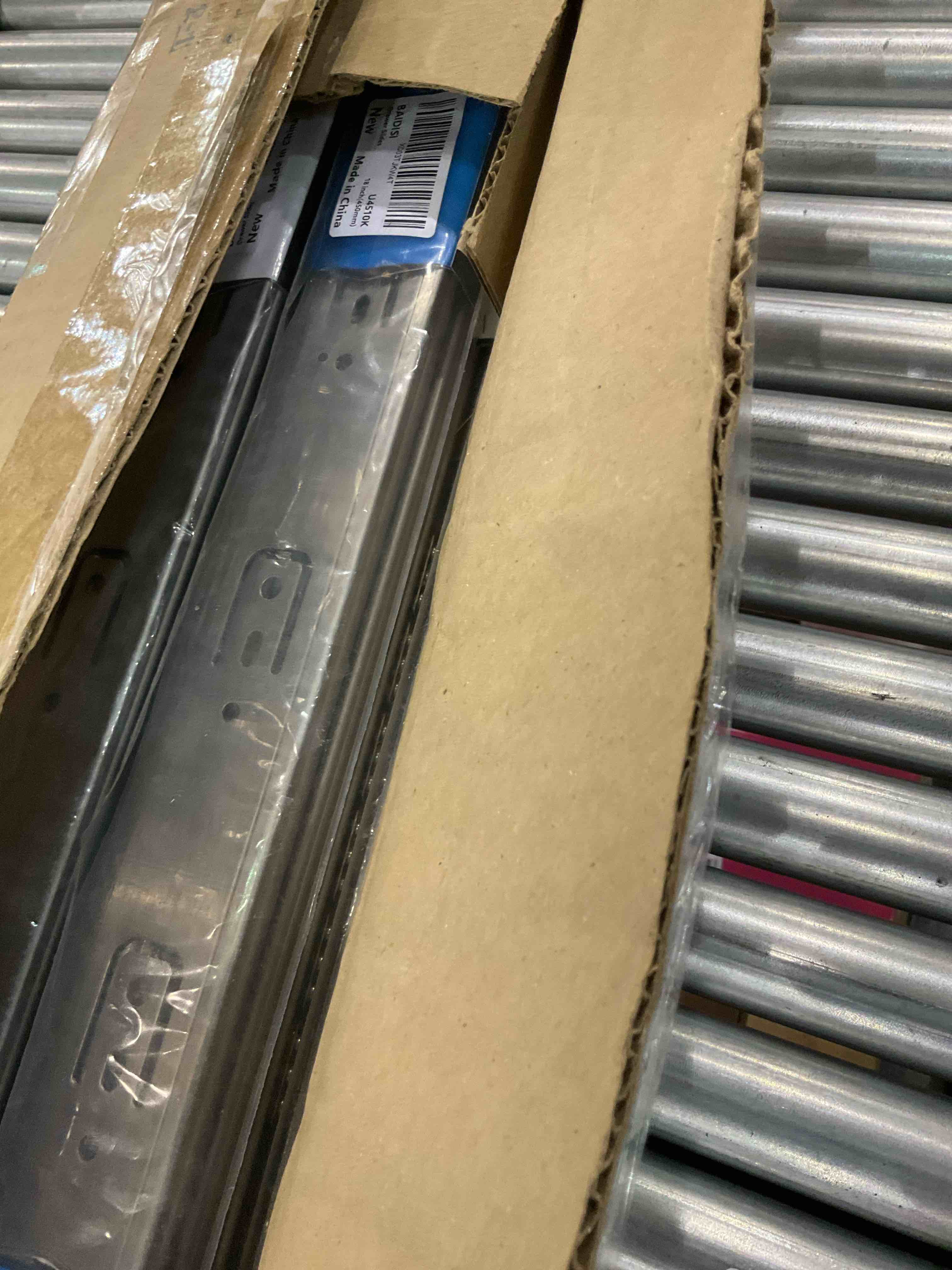 https://s3.amazonaws.com/lotting-images-prod/BargainHunt/EXS01440814_1717602706686.jpeg