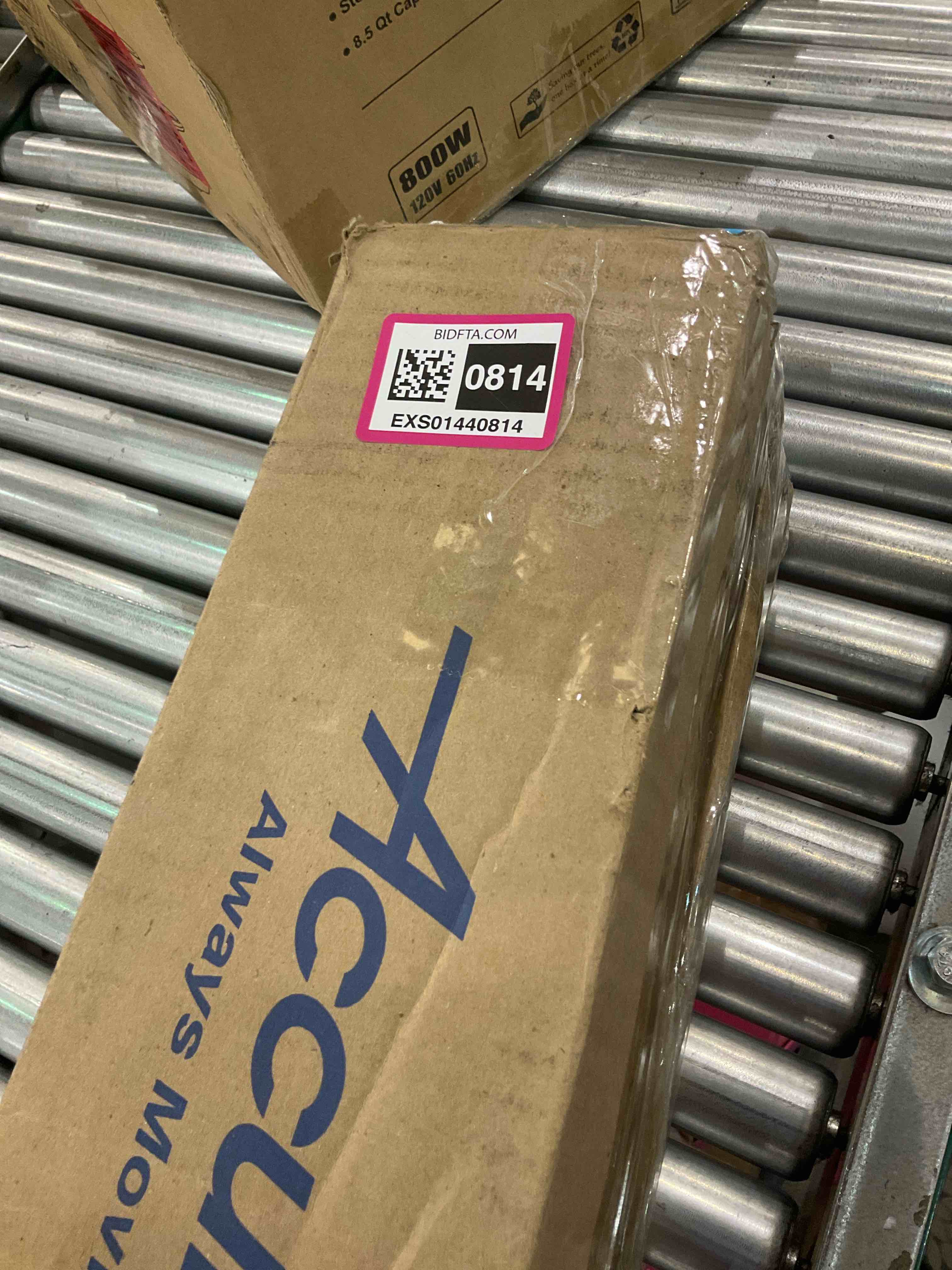 https://s3.amazonaws.com/lotting-images-prod/BargainHunt/EXS01440814_1717602746012.jpeg