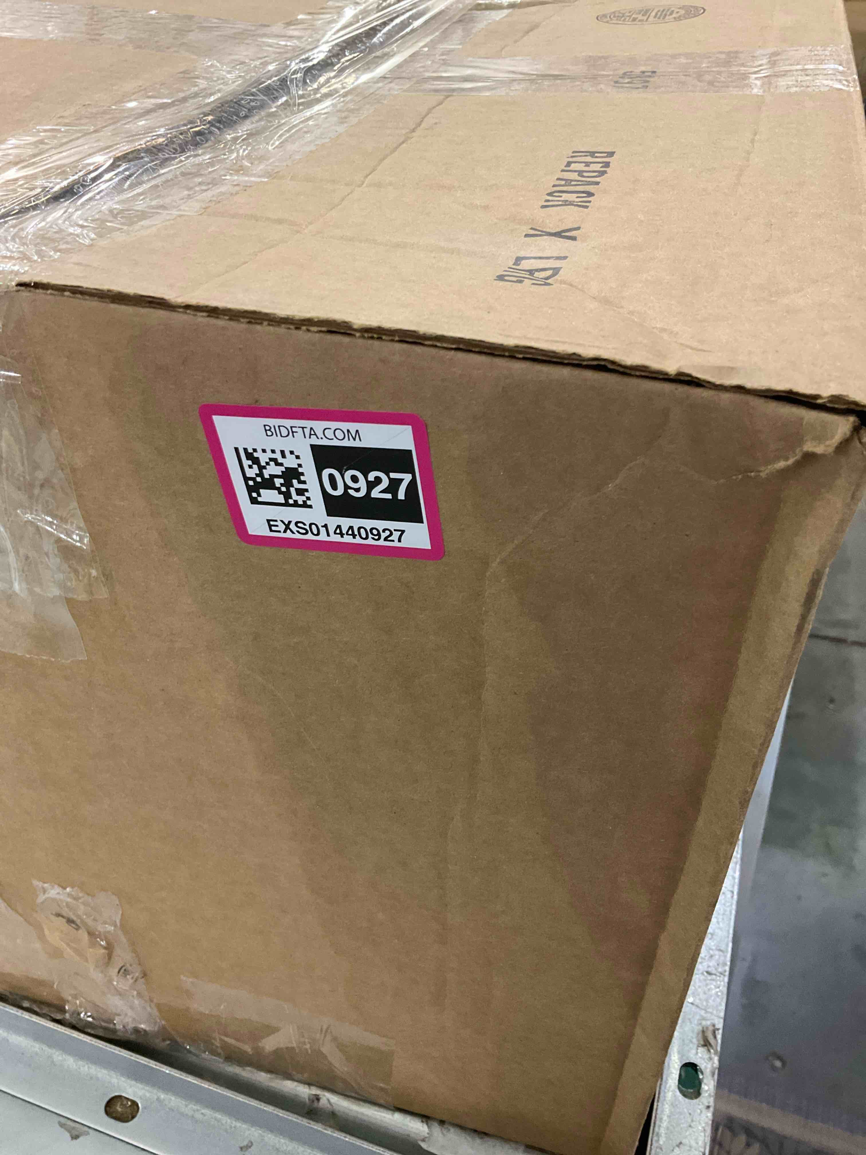 https://s3.amazonaws.com/lotting-images-prod/BargainHunt/EXS01440927_1717682199984.jpeg