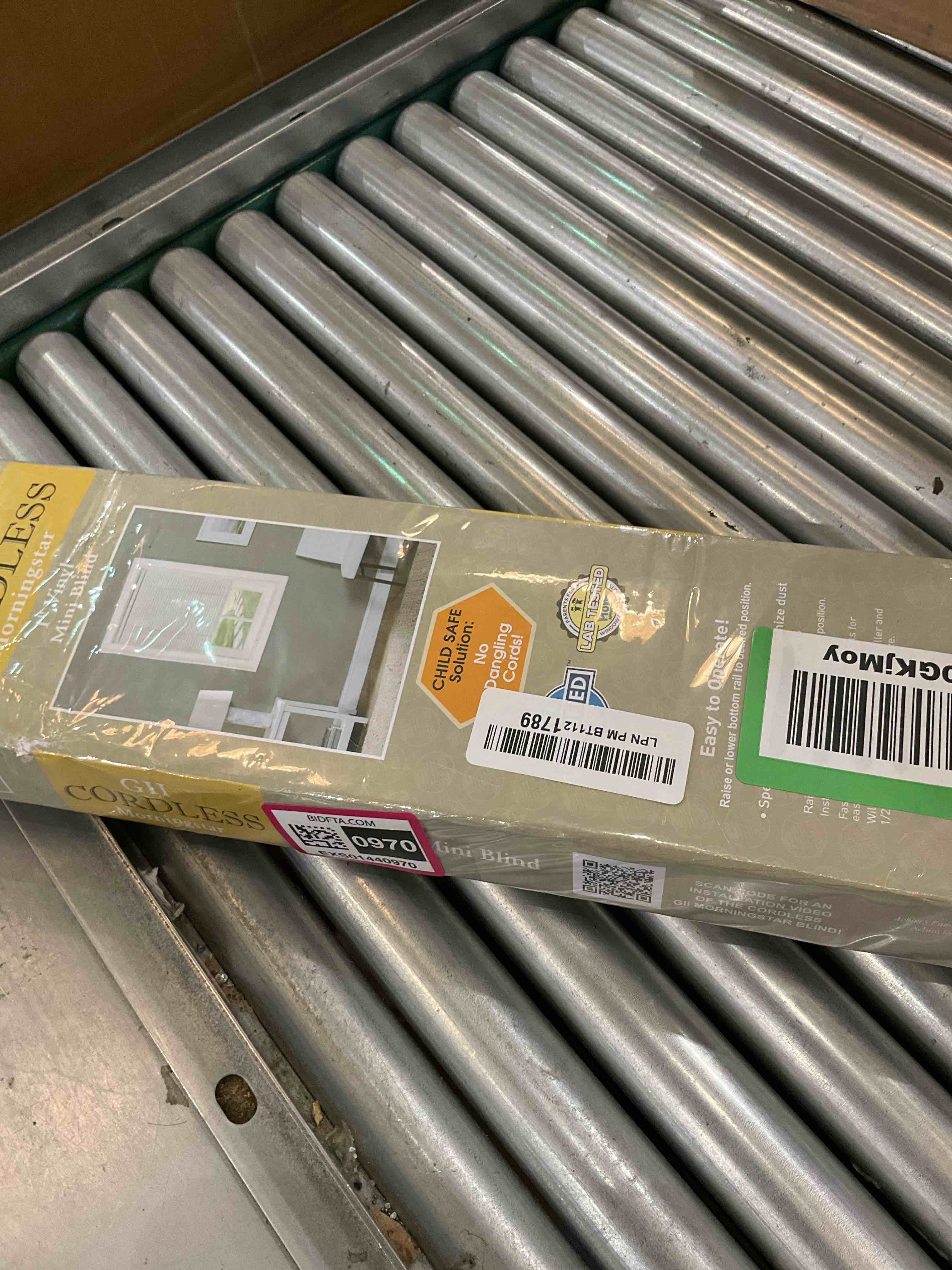 https://s3.amazonaws.com/lotting-images-prod/BargainHunt/EXS01440970_1717687543407.jpeg