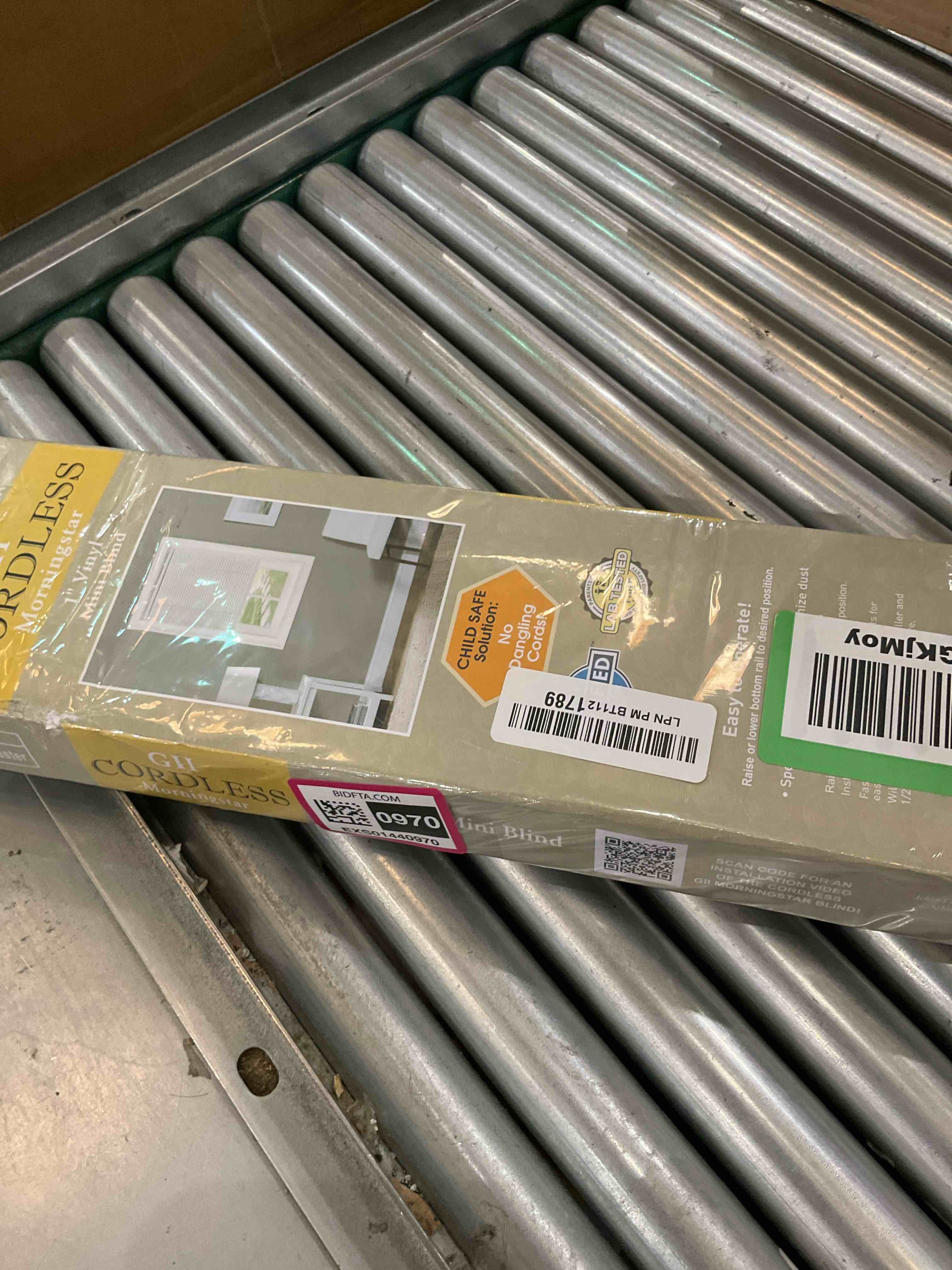 https://s3.amazonaws.com/lotting-images-prod/BargainHunt/EXS01440970_1717687544522.jpeg