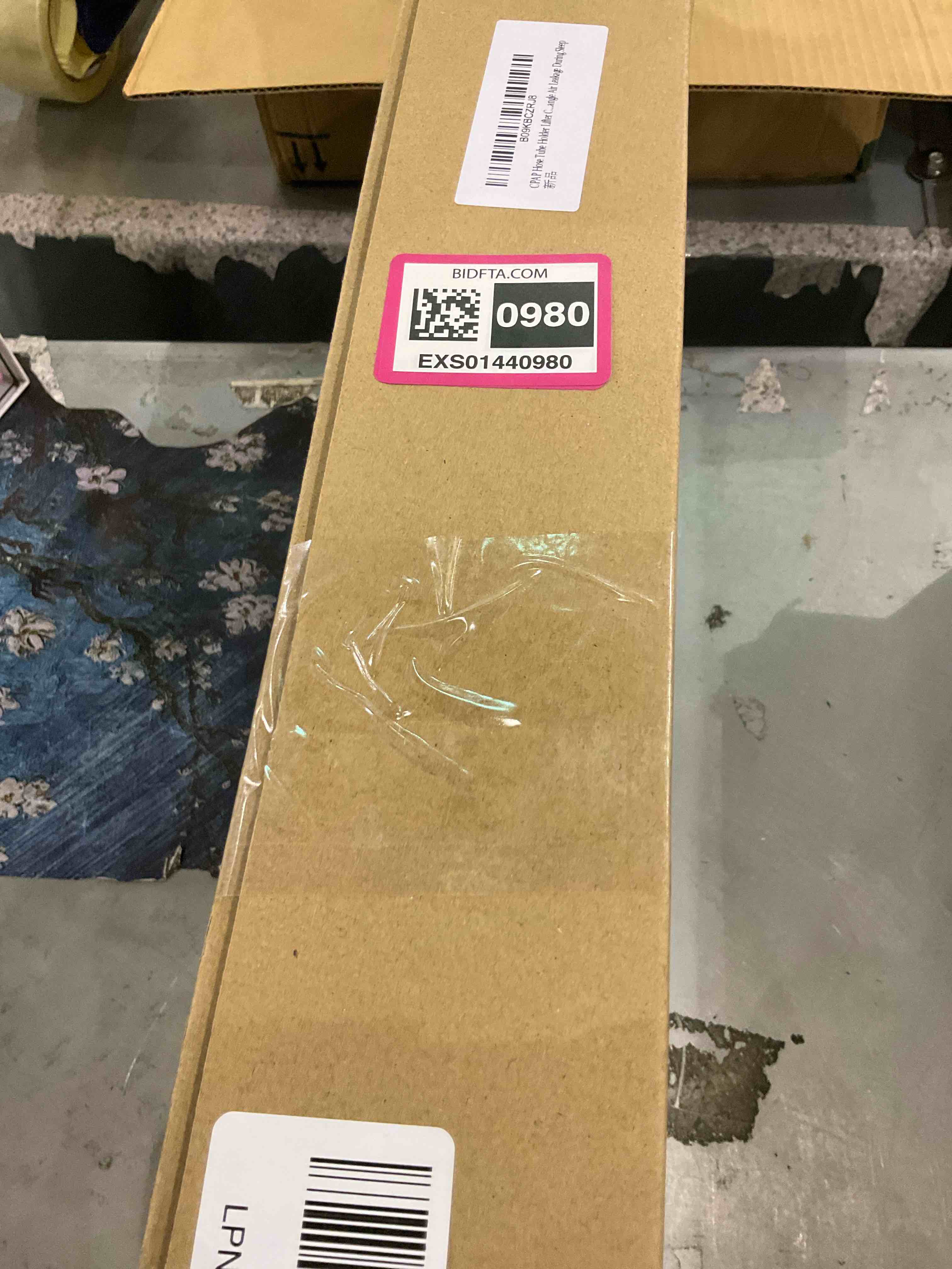https://s3.amazonaws.com/lotting-images-prod/BargainHunt/EXS01440980_1717759060715.jpeg