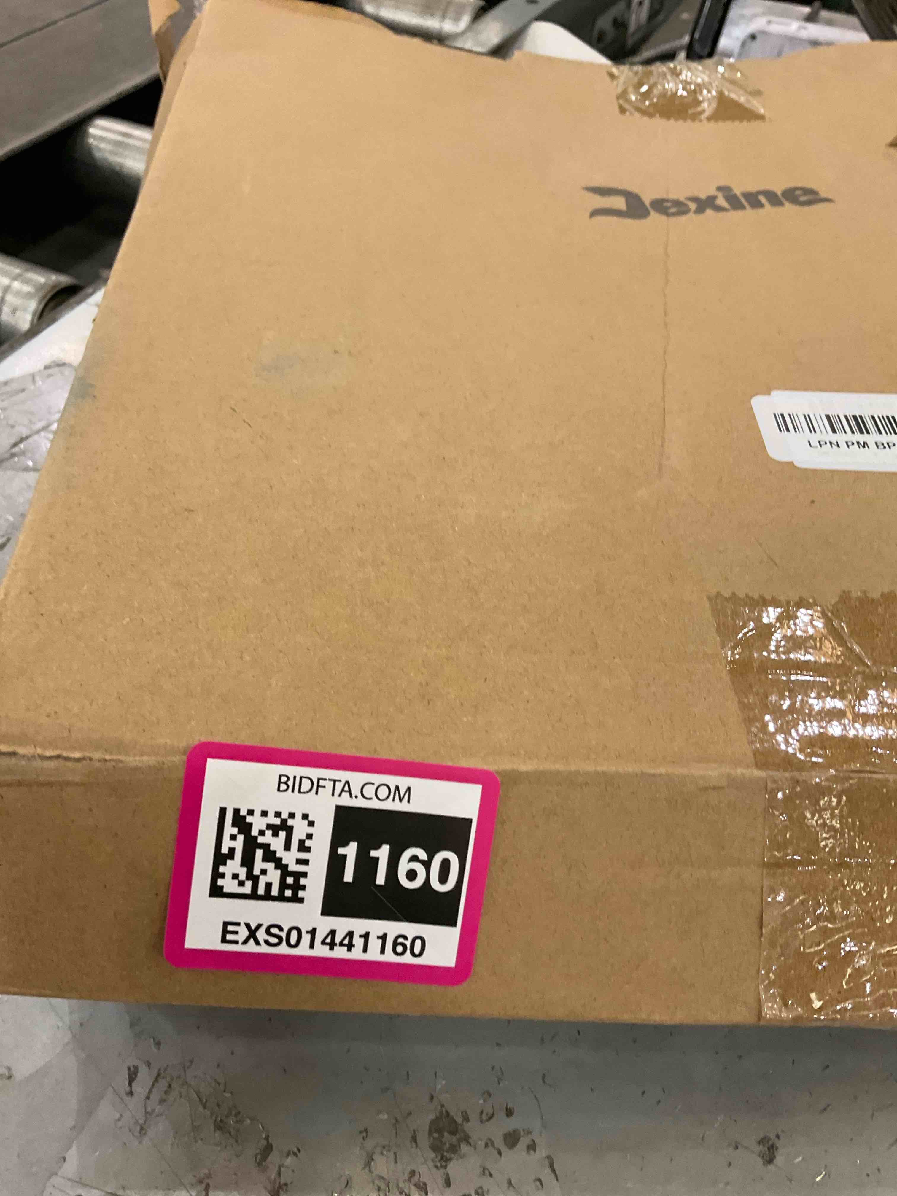 https://s3.amazonaws.com/lotting-images-prod/BargainHunt/EXS01441160_1718124663317.jpeg