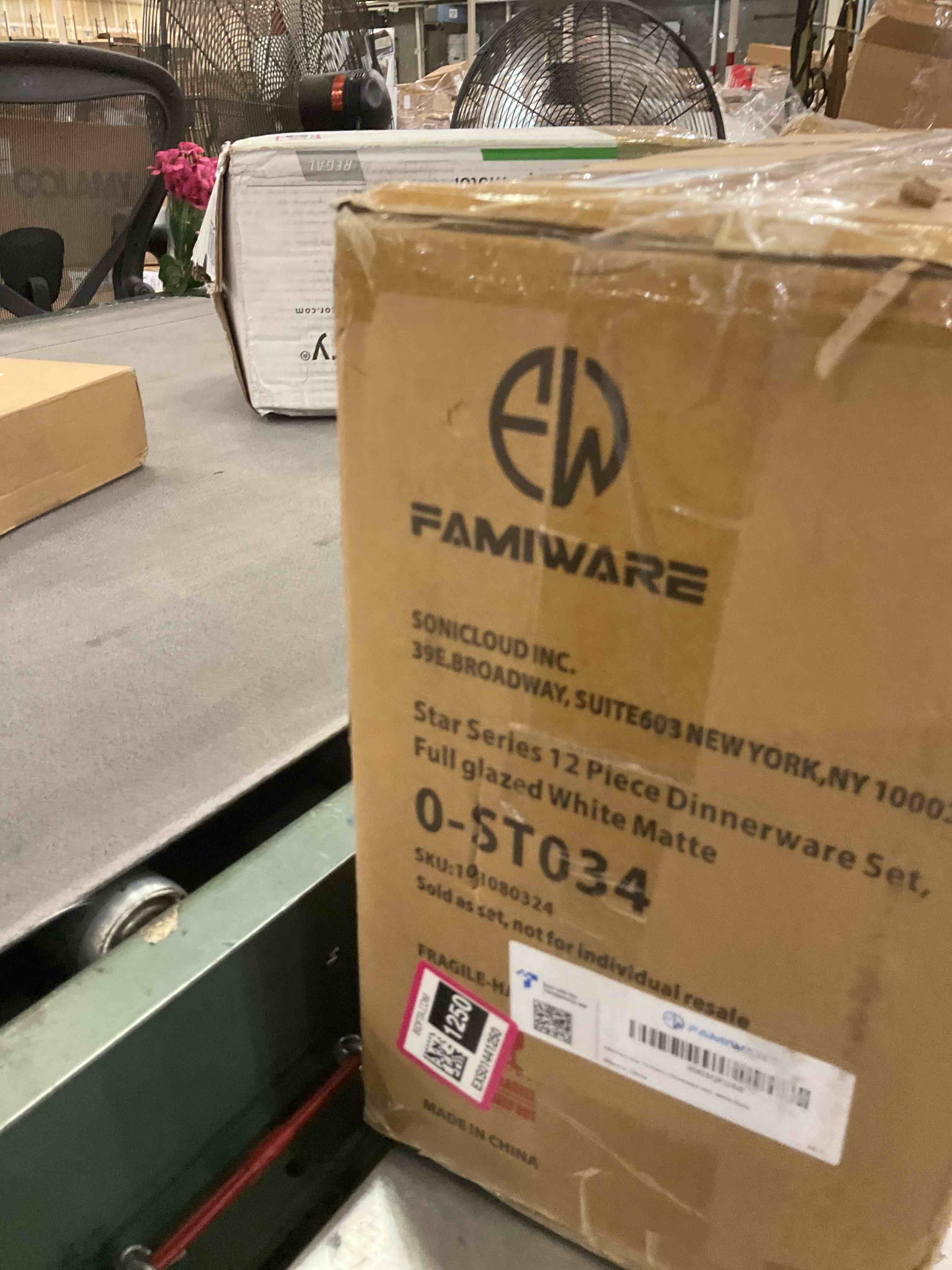 https://s3.amazonaws.com/lotting-images-prod/BargainHunt/EXS01441250_1719938889840.jpeg