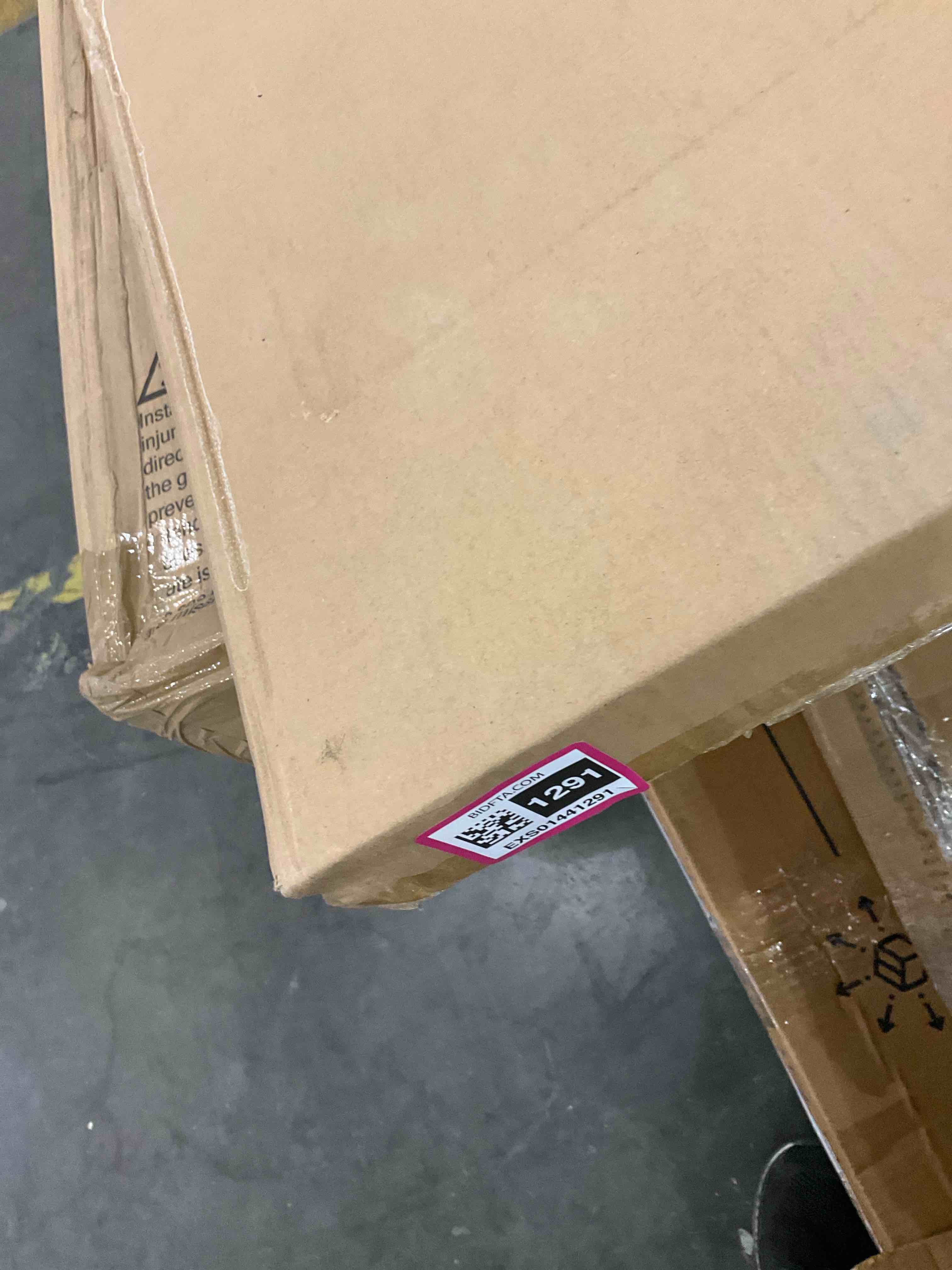 https://s3.amazonaws.com/lotting-images-prod/BargainHunt/EXS01441291_1718196166461.jpeg