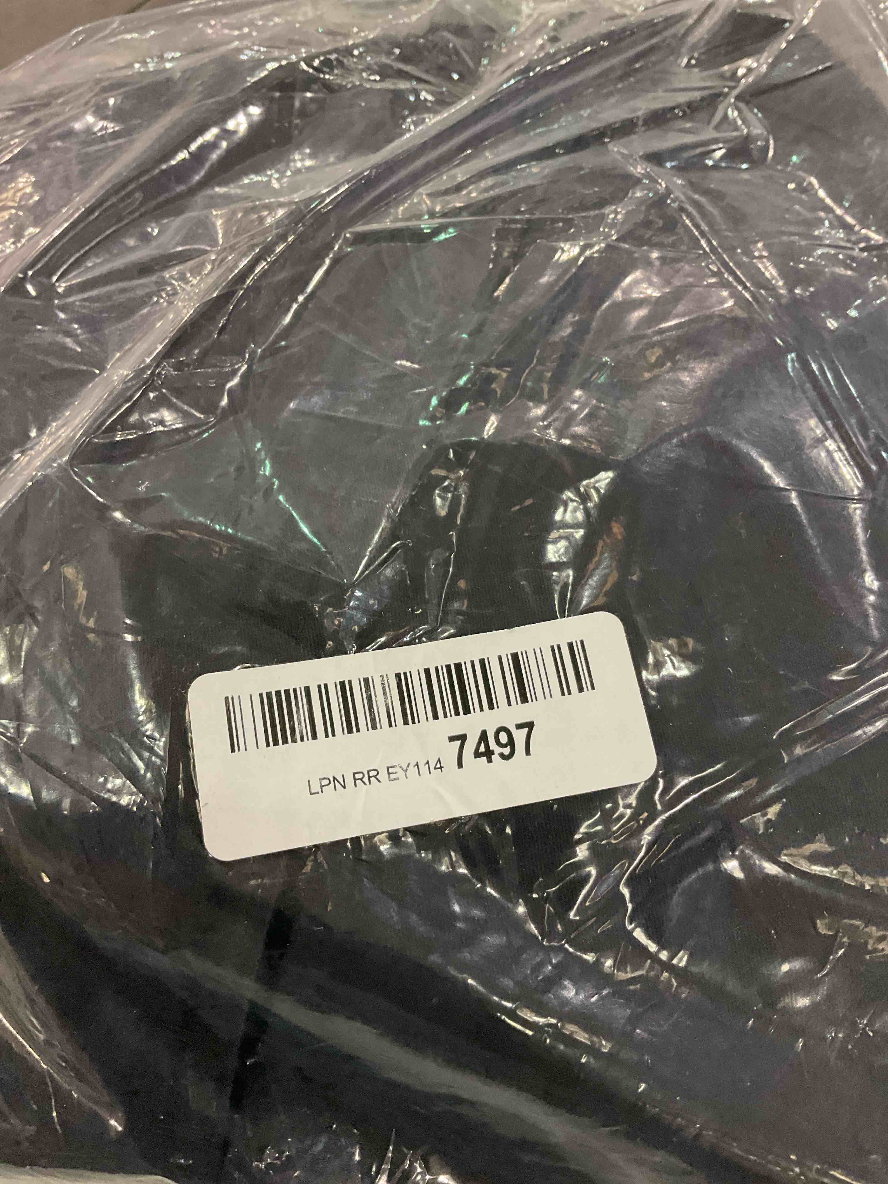 https://s3.amazonaws.com/lotting-images-prod/BargainHunt/EXS01441494_1718626181931.jpeg