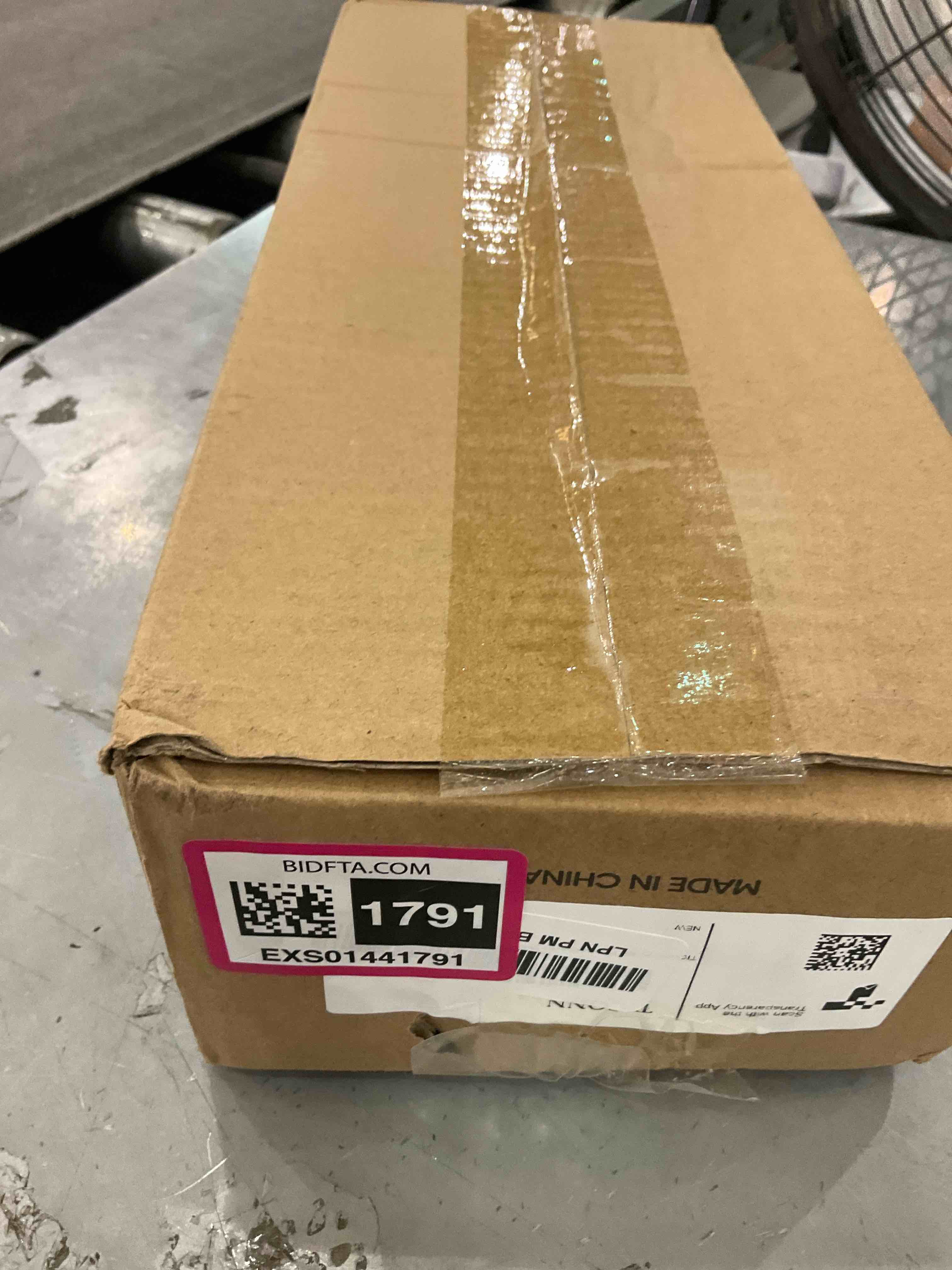 https://s3.amazonaws.com/lotting-images-prod/BargainHunt/EXS01441791_1717771367134.jpeg