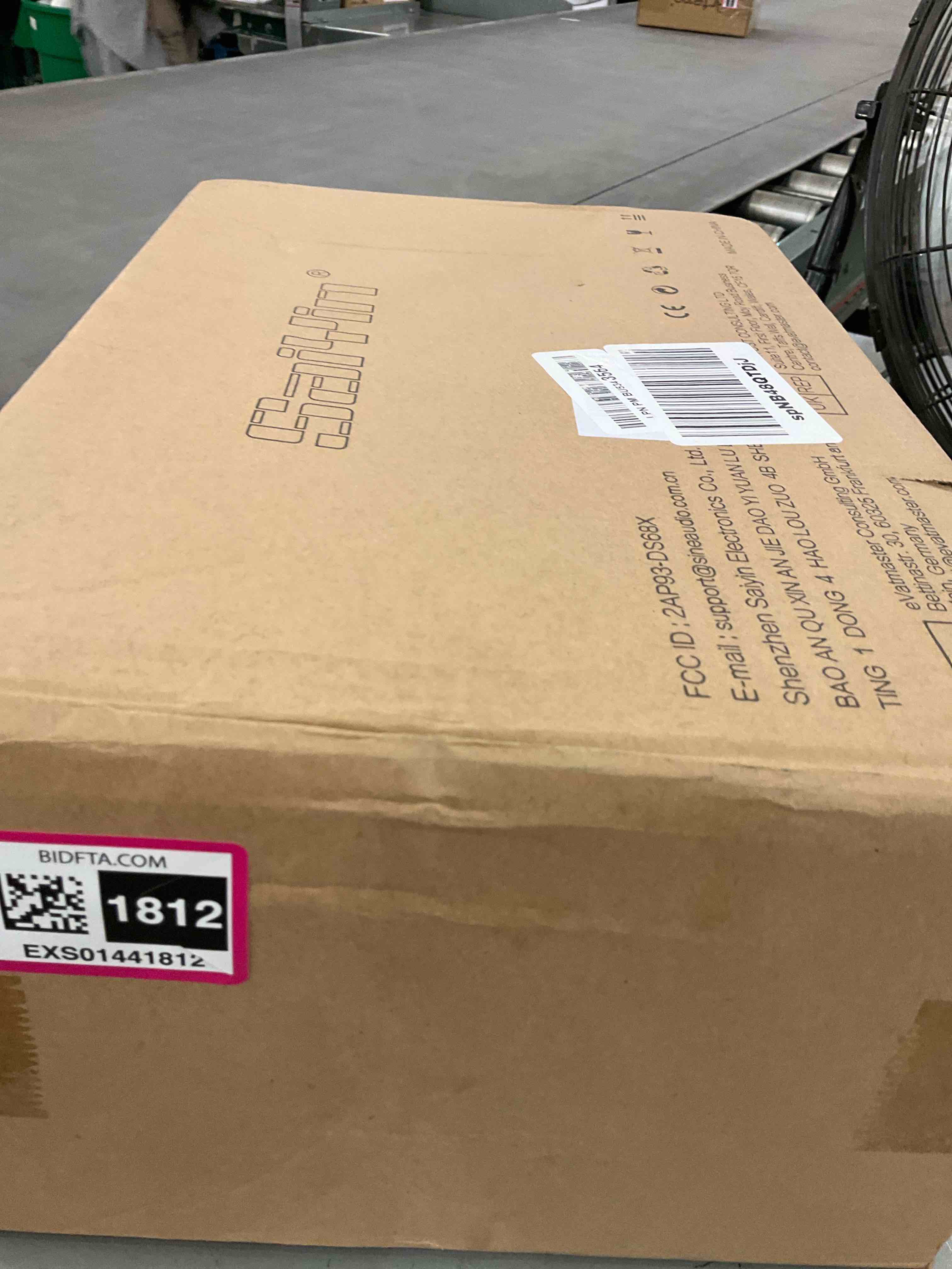 https://s3.amazonaws.com/lotting-images-prod/BargainHunt/EXS01441812_1717772964167.jpeg