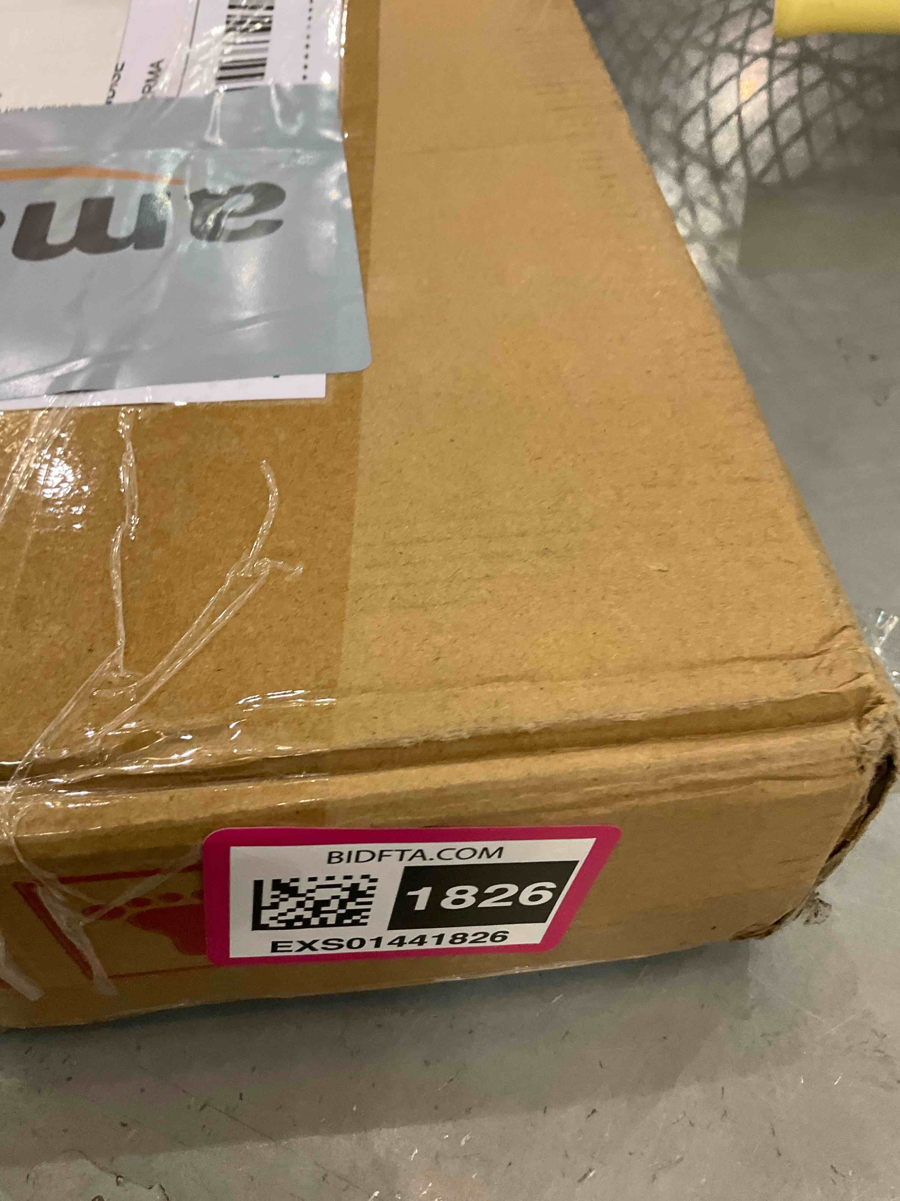 https://s3.amazonaws.com/lotting-images-prod/BargainHunt/EXS01441826_1717774537249.jpeg