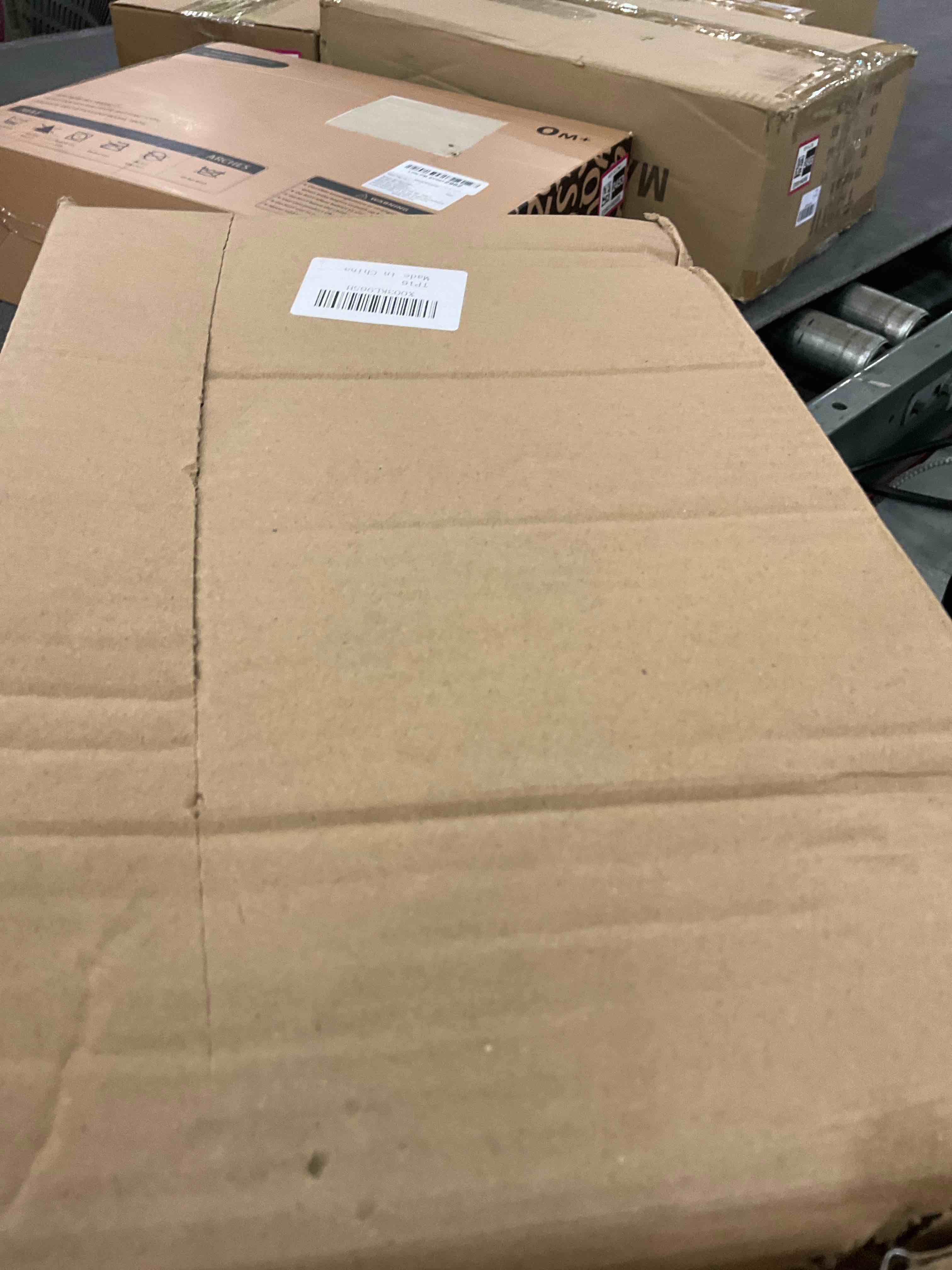 https://s3.amazonaws.com/lotting-images-prod/BargainHunt/EXS01442457_1718807022592.jpeg