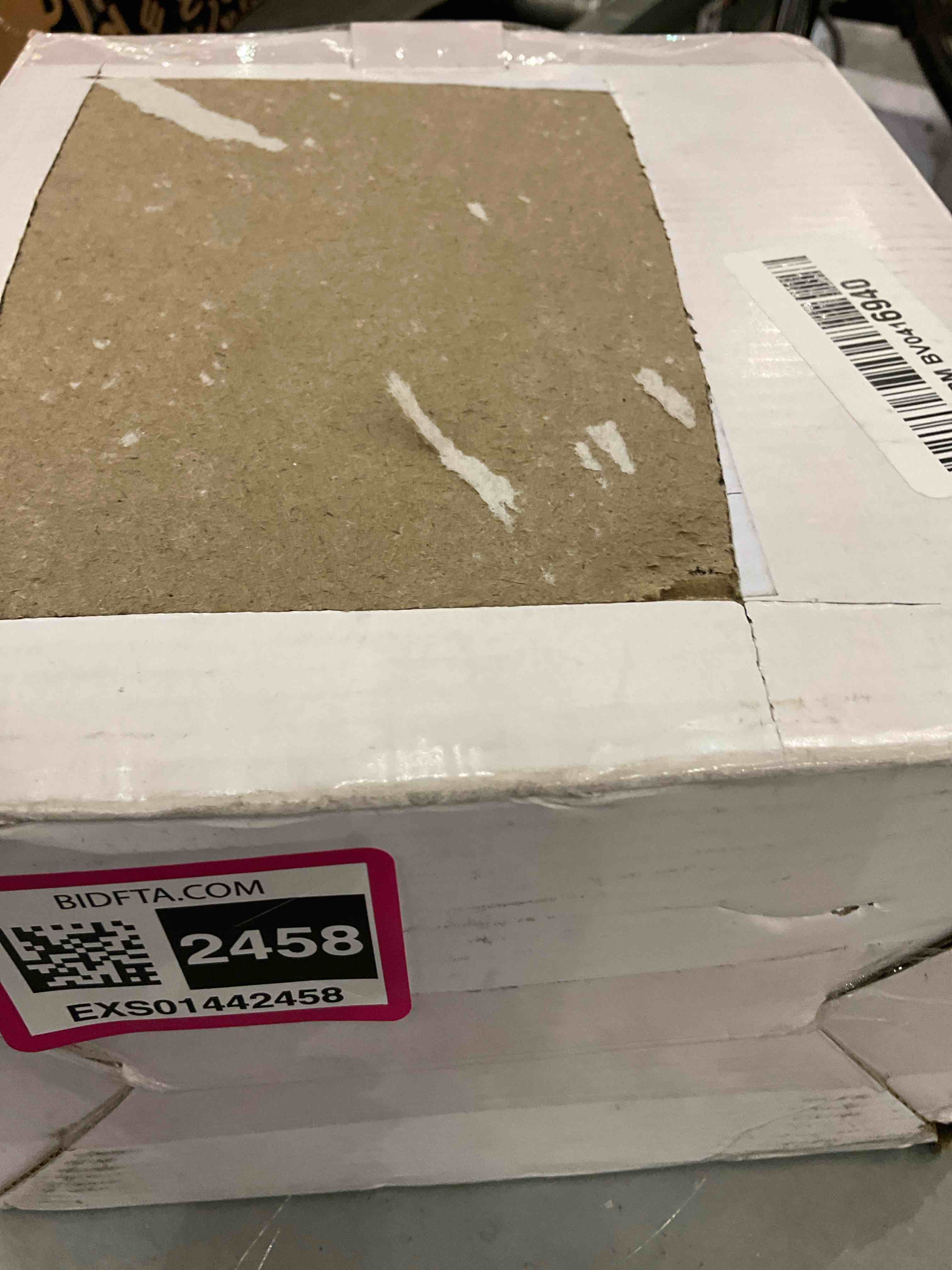 https://s3.amazonaws.com/lotting-images-prod/BargainHunt/EXS01442458_1718807088971.jpeg