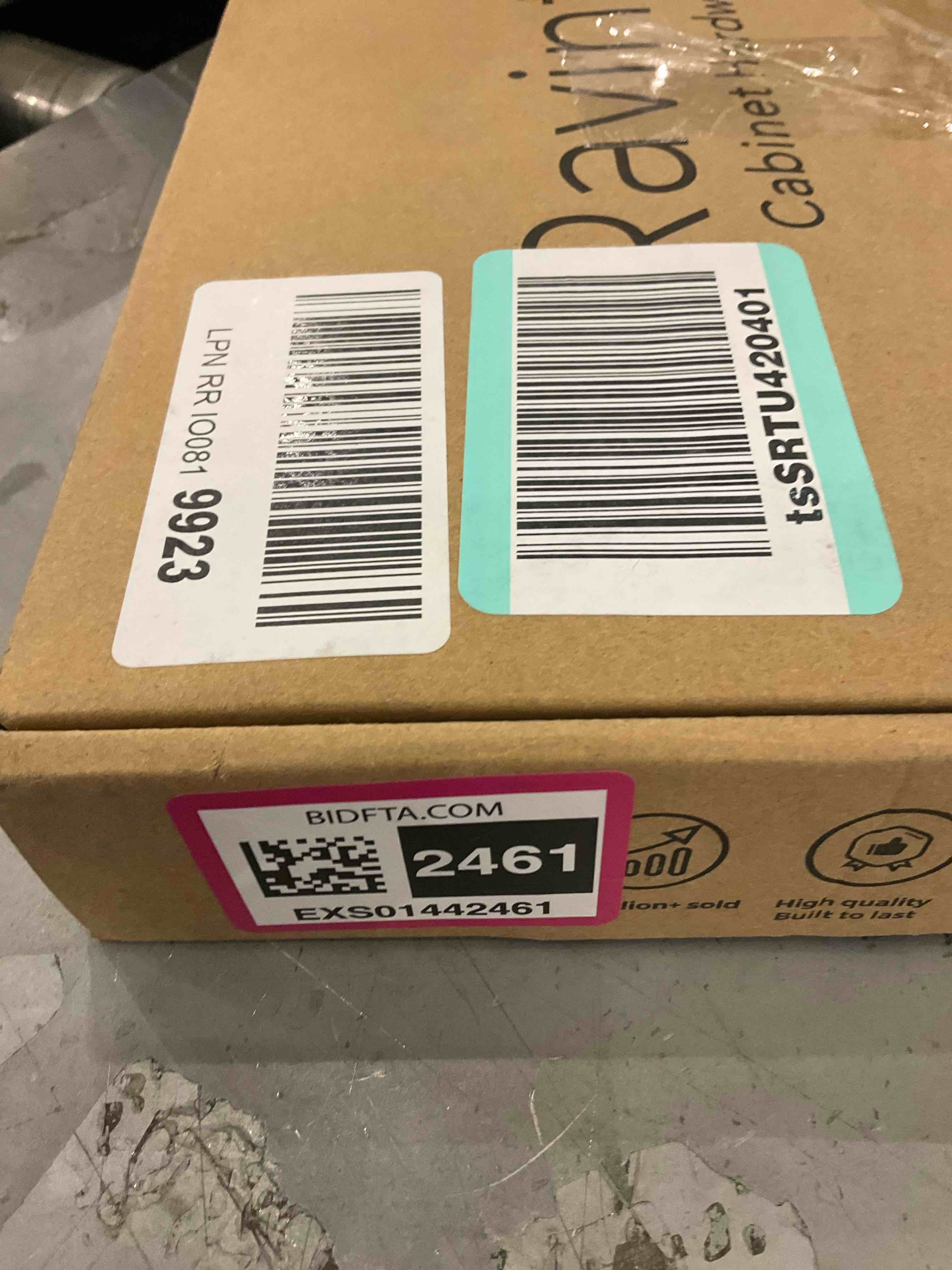 https://s3.amazonaws.com/lotting-images-prod/BargainHunt/EXS01442461_1718807261190.jpeg