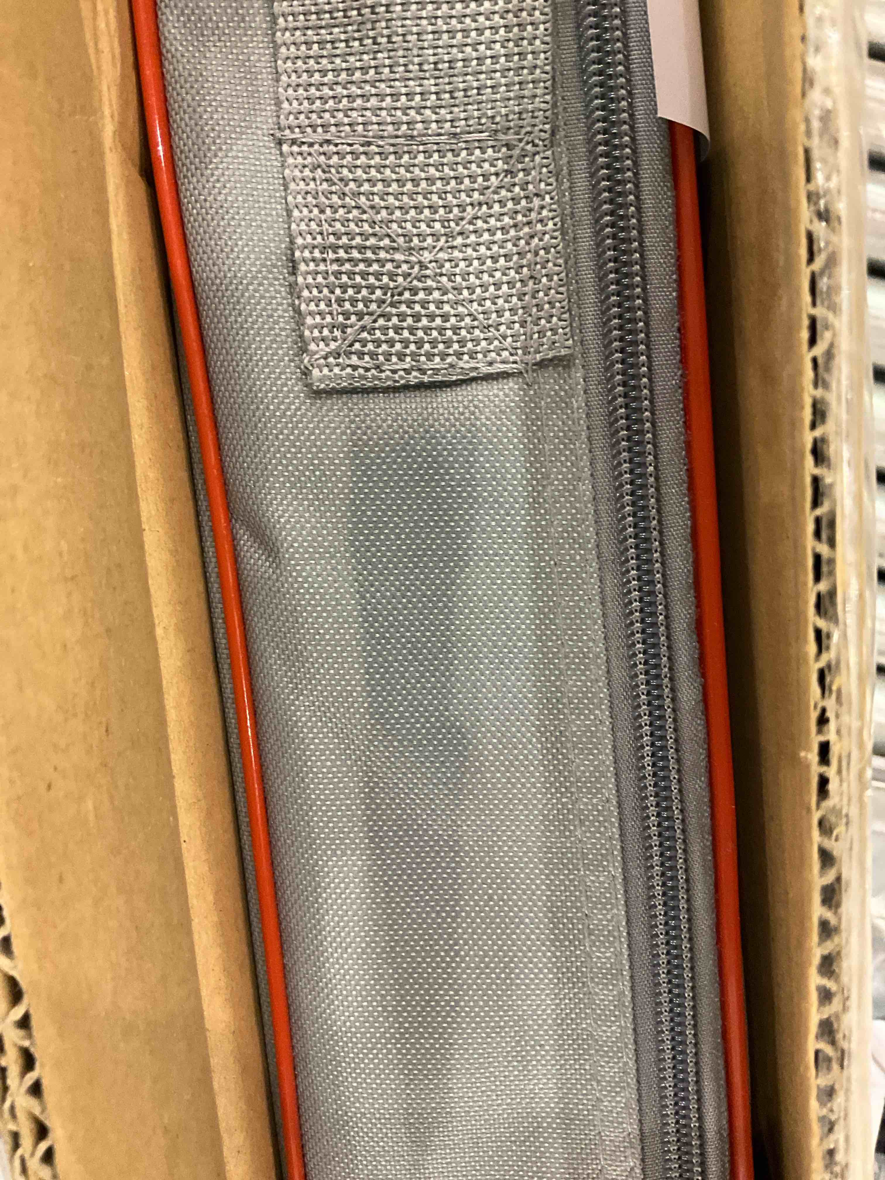https://s3.amazonaws.com/lotting-images-prod/BargainHunt/EXS01443071_1720614370767.jpeg