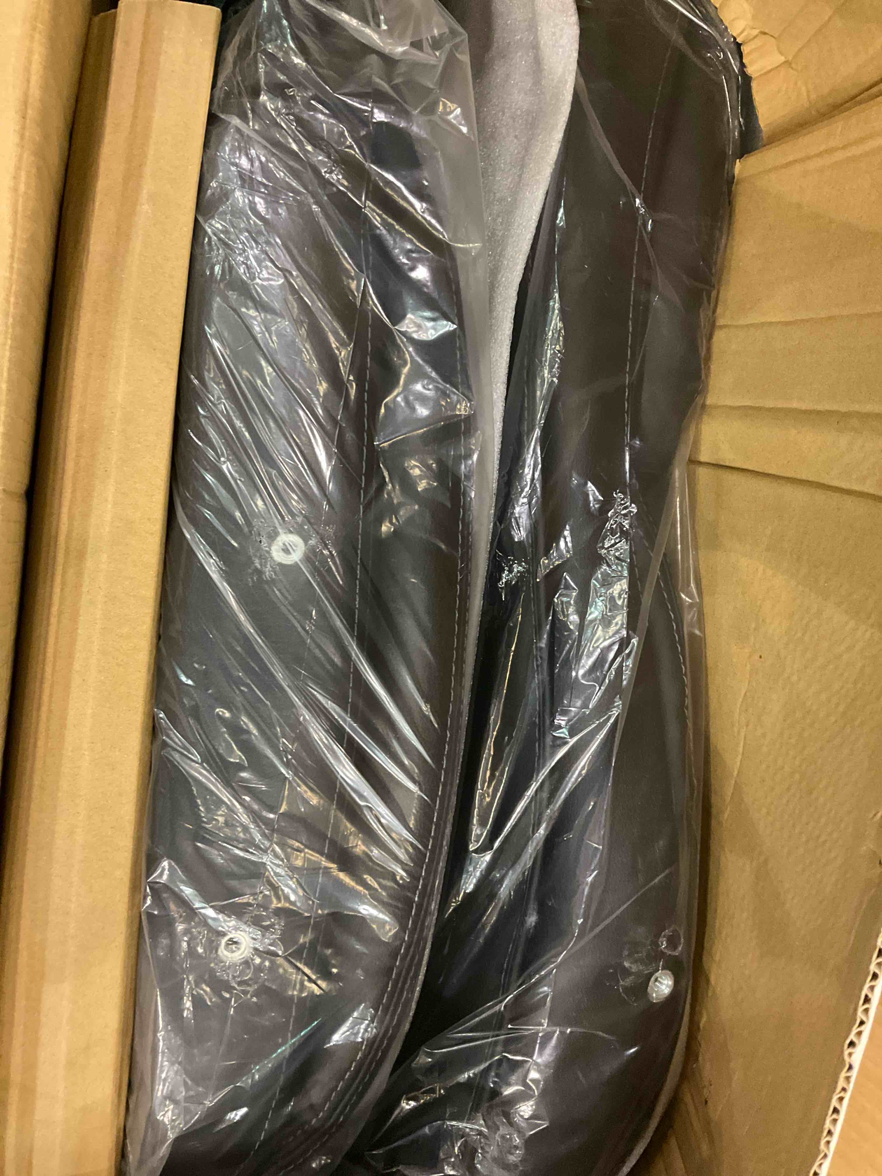 https://s3.amazonaws.com/lotting-images-prod/BargainHunt/EXS01443088_1720621349436.jpeg