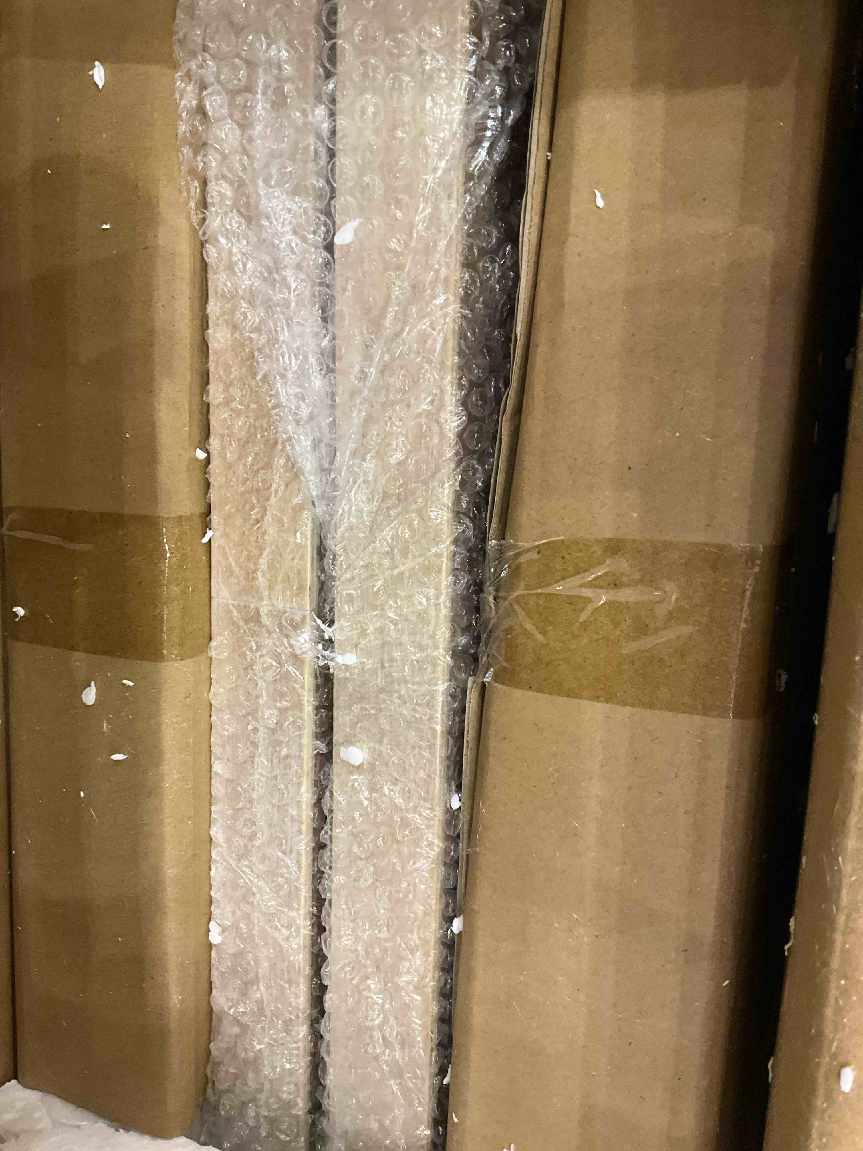 https://s3.amazonaws.com/lotting-images-prod/BargainHunt/EXS01443180_1720704973506.jpeg