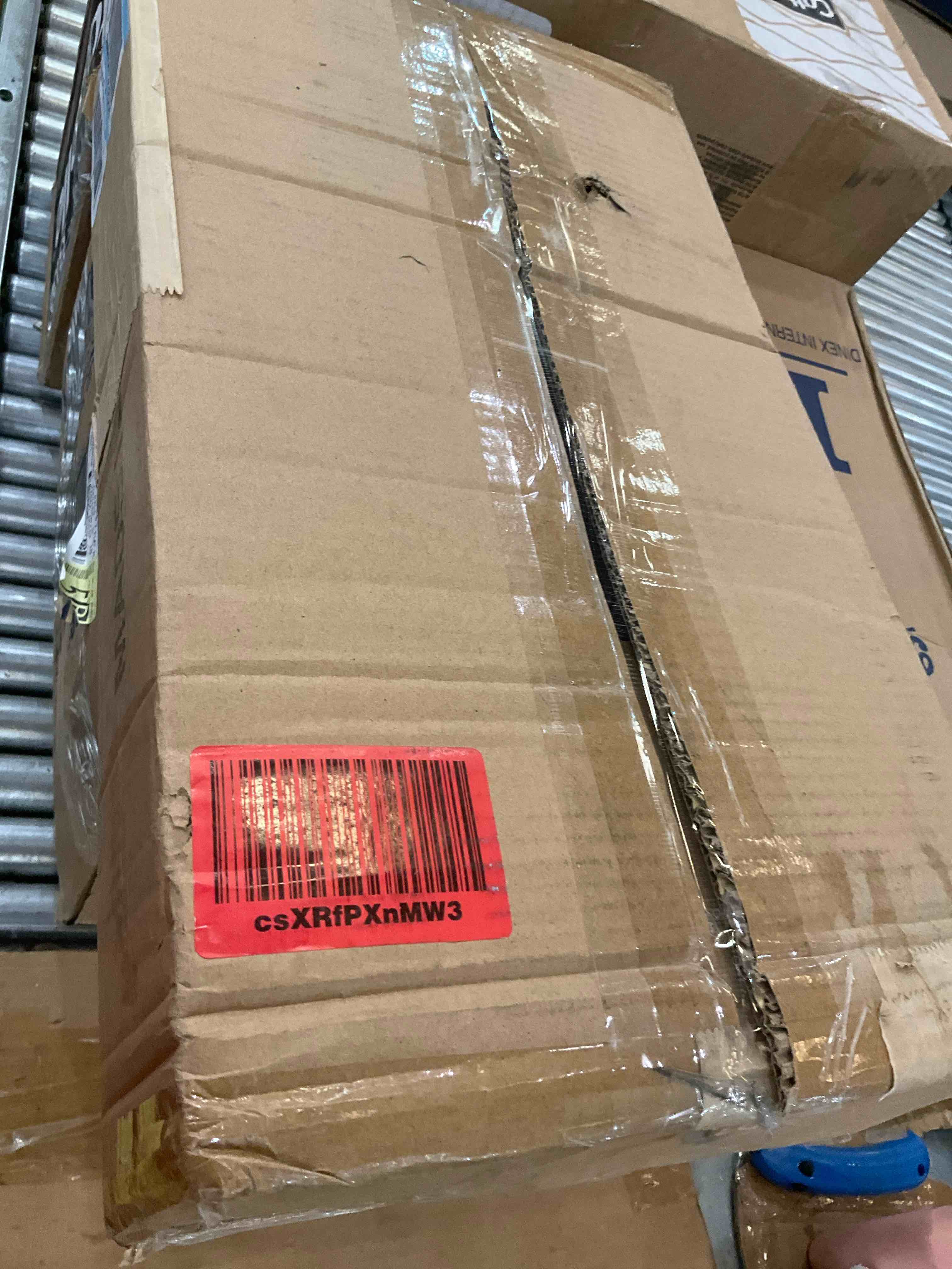 https://s3.amazonaws.com/lotting-images-prod/BargainHunt/EXS01443394_1721070037938.jpeg