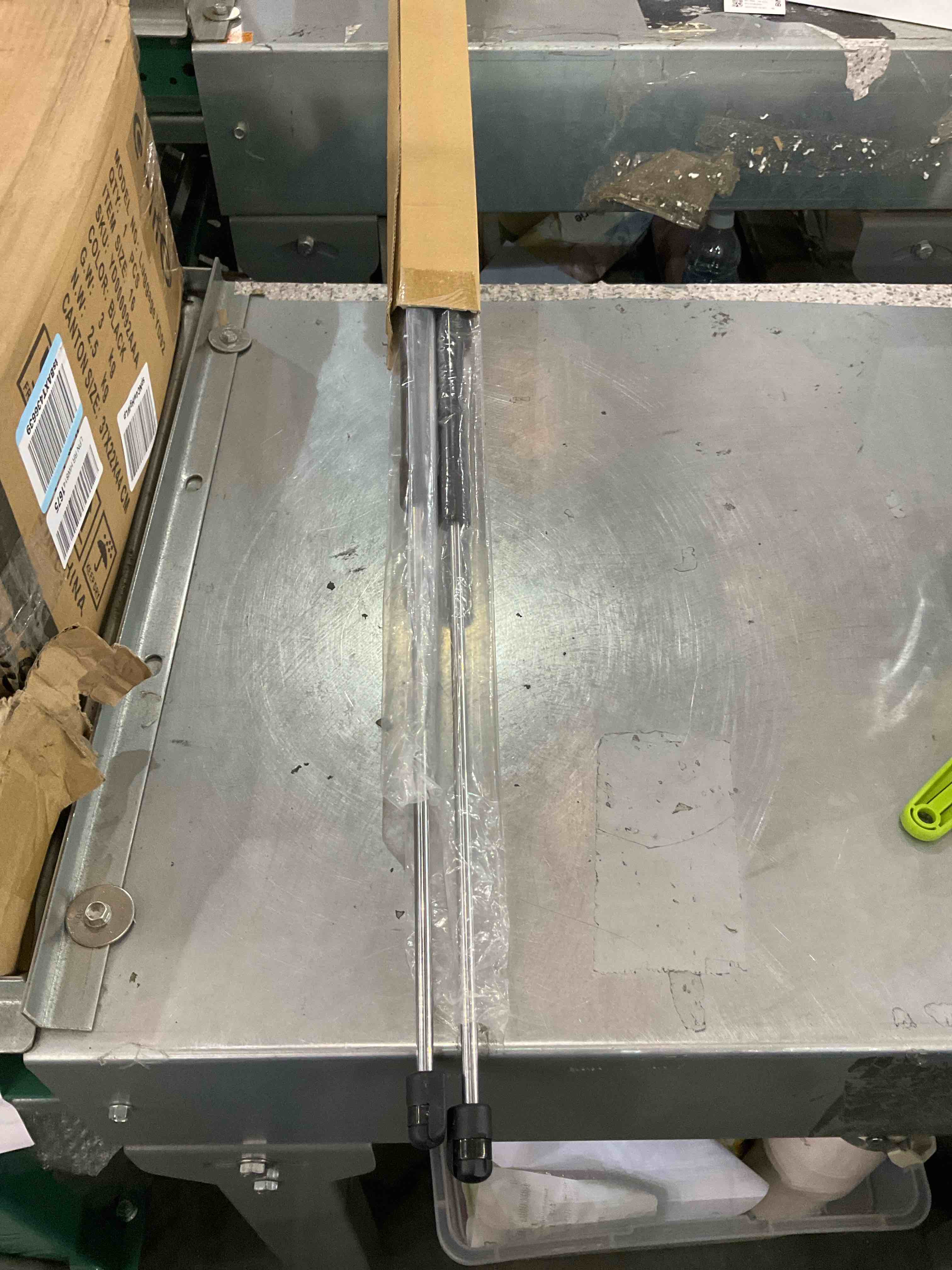 SCITOO Hood Lift Supports Replacement Struts Gas Springs Shocks Fit for Hyundai Azera 3.3L 2007-2011,for Hyundai Azera 3.8L 2006-2011