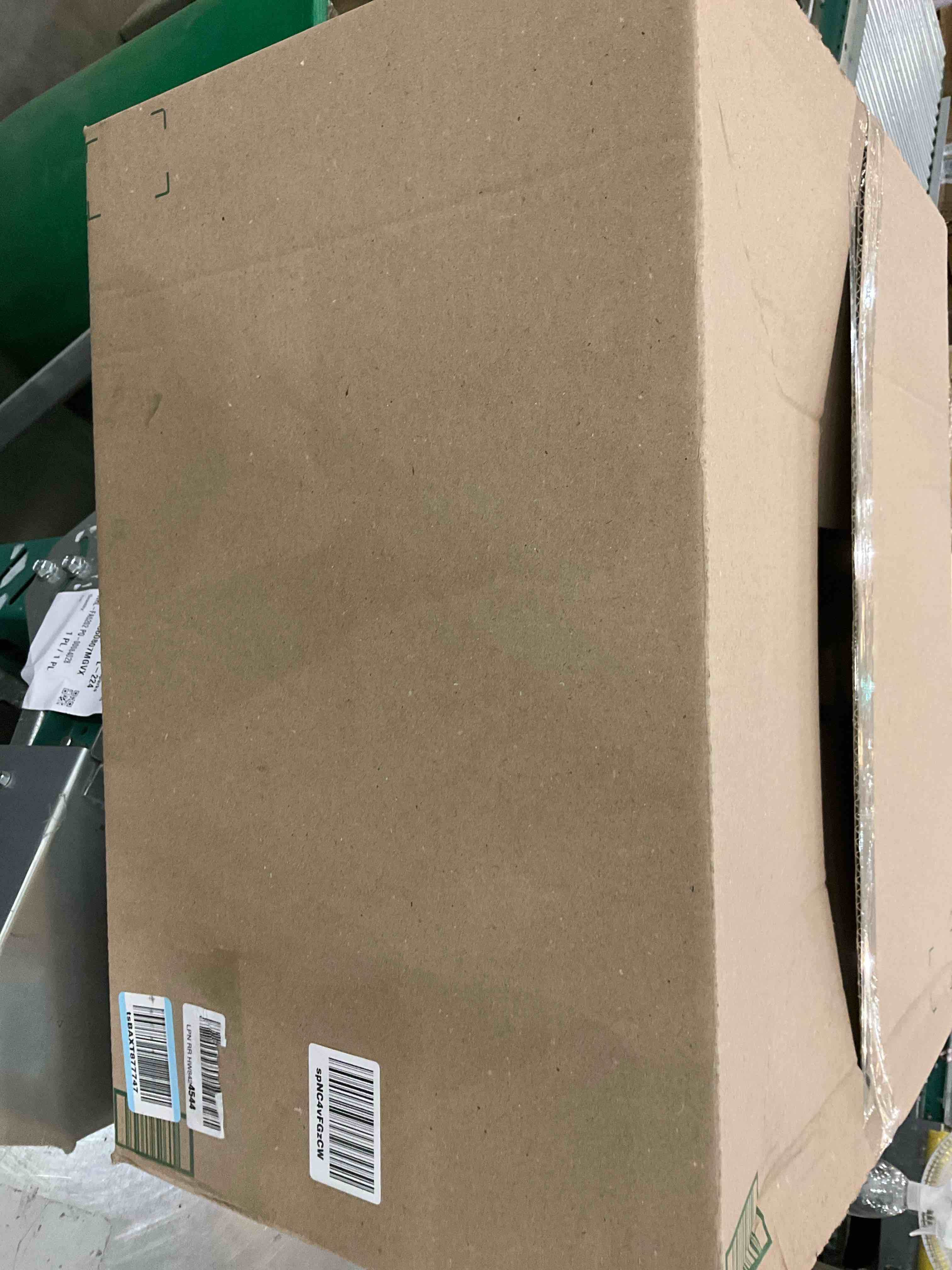 https://s3.amazonaws.com/lotting-images-prod/BargainHunt/EXS01443830_1717528589240.jpeg