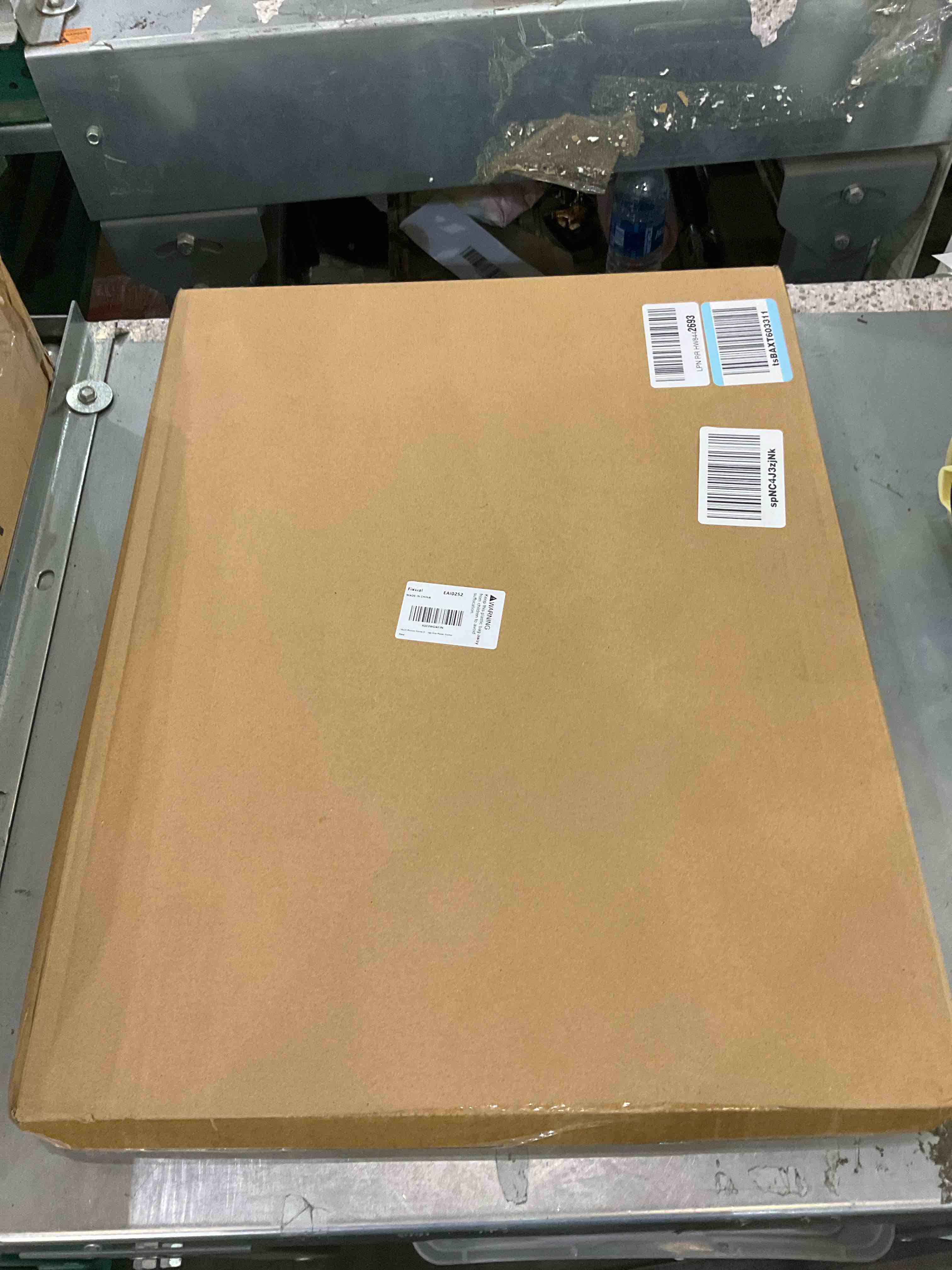 https://s3.amazonaws.com/lotting-images-prod/BargainHunt/EXS01443912_1717600546983.jpeg