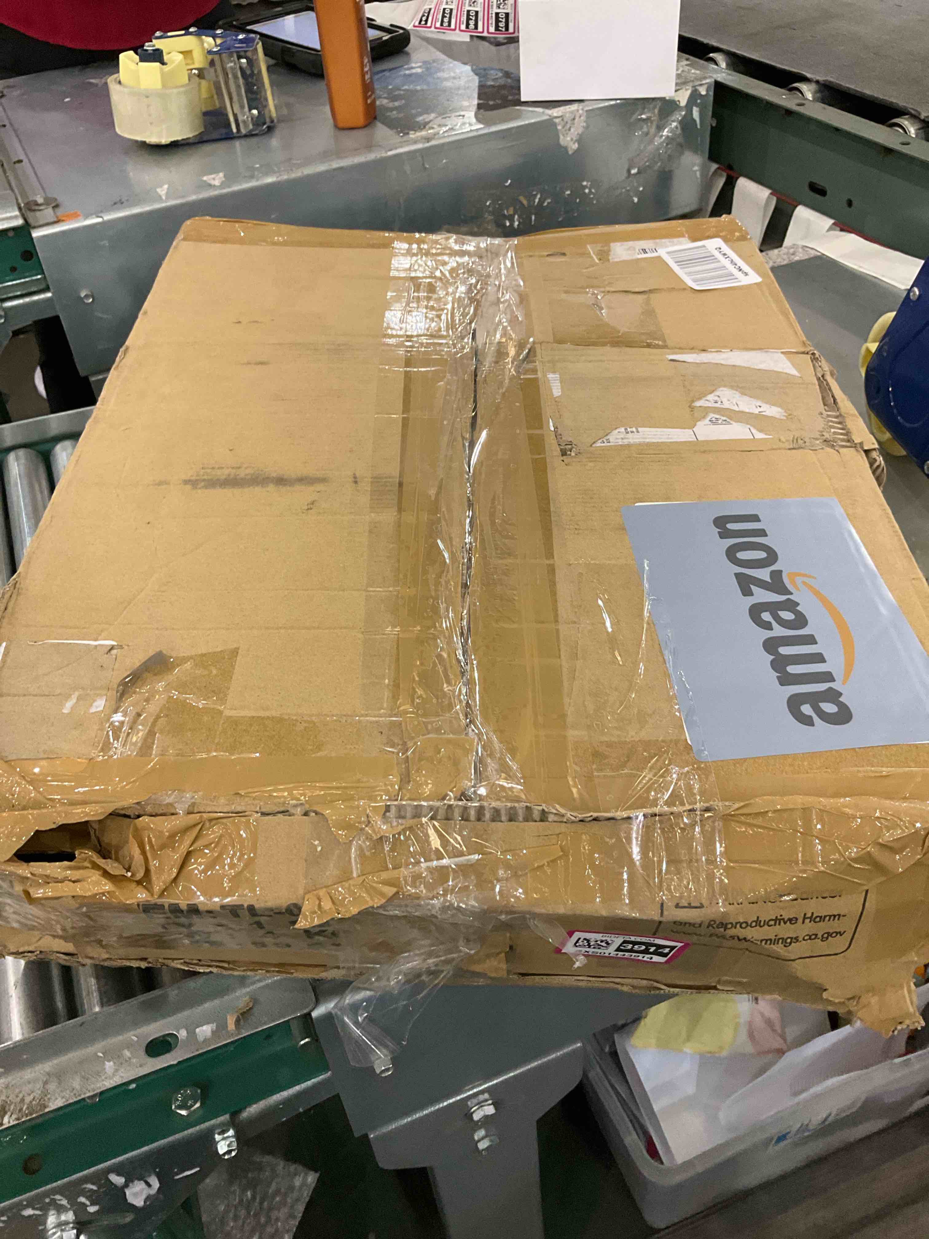 https://s3.amazonaws.com/lotting-images-prod/BargainHunt/EXS01443914_1717600778263.jpeg