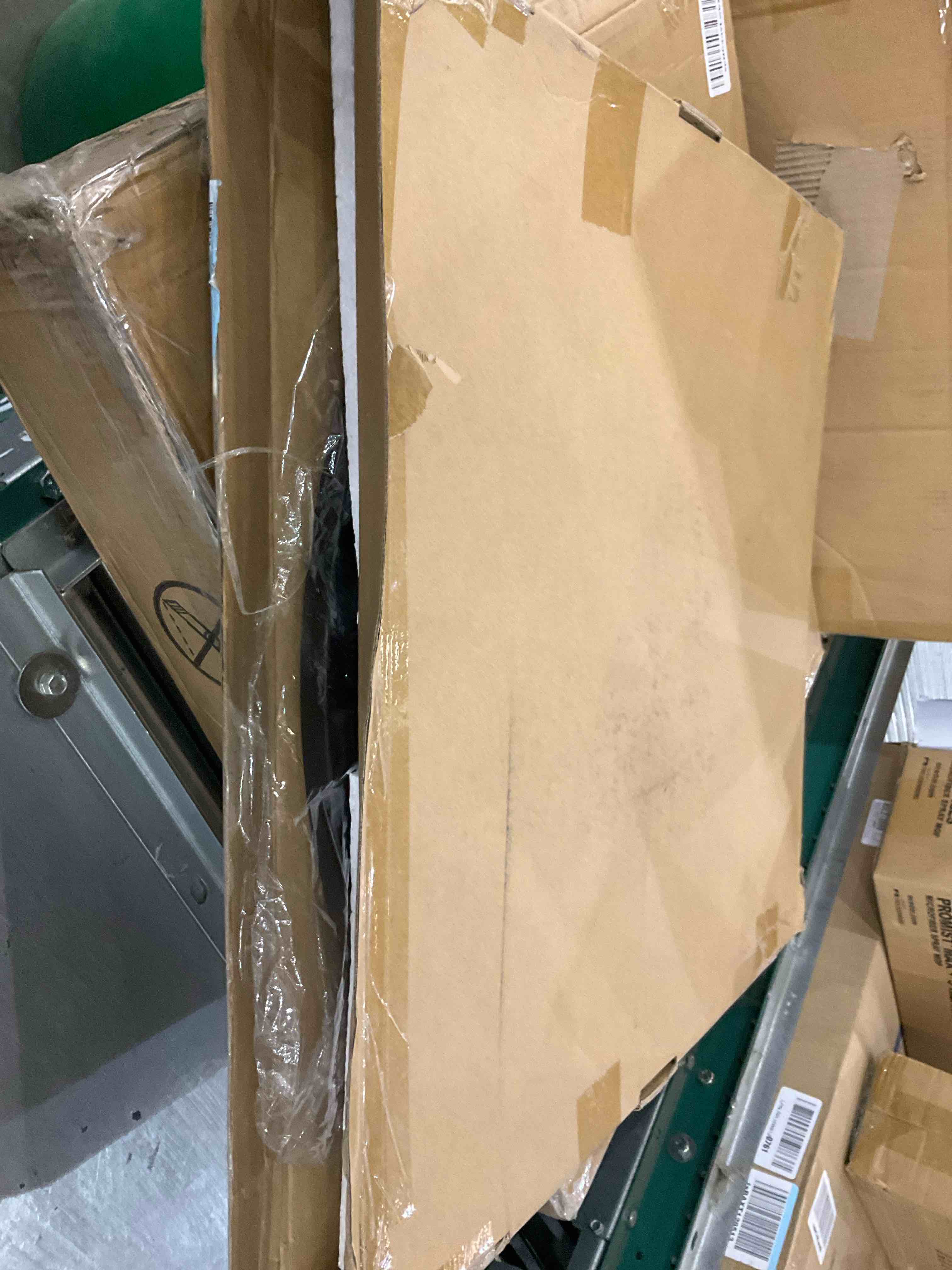 https://s3.amazonaws.com/lotting-images-prod/BargainHunt/EXS01443923_1717601712154.jpeg