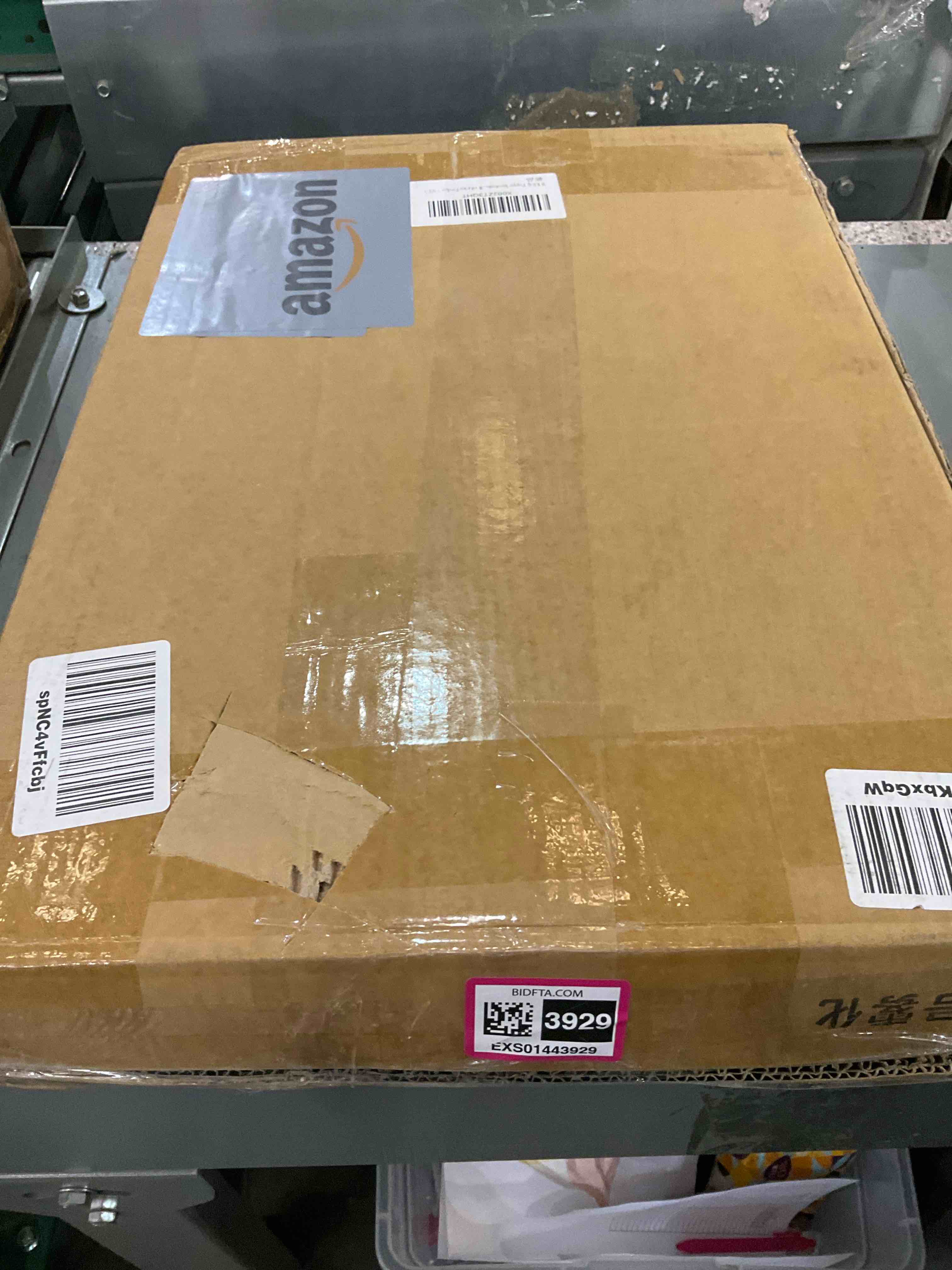 https://s3.amazonaws.com/lotting-images-prod/BargainHunt/EXS01443929_1717602336855.jpeg
