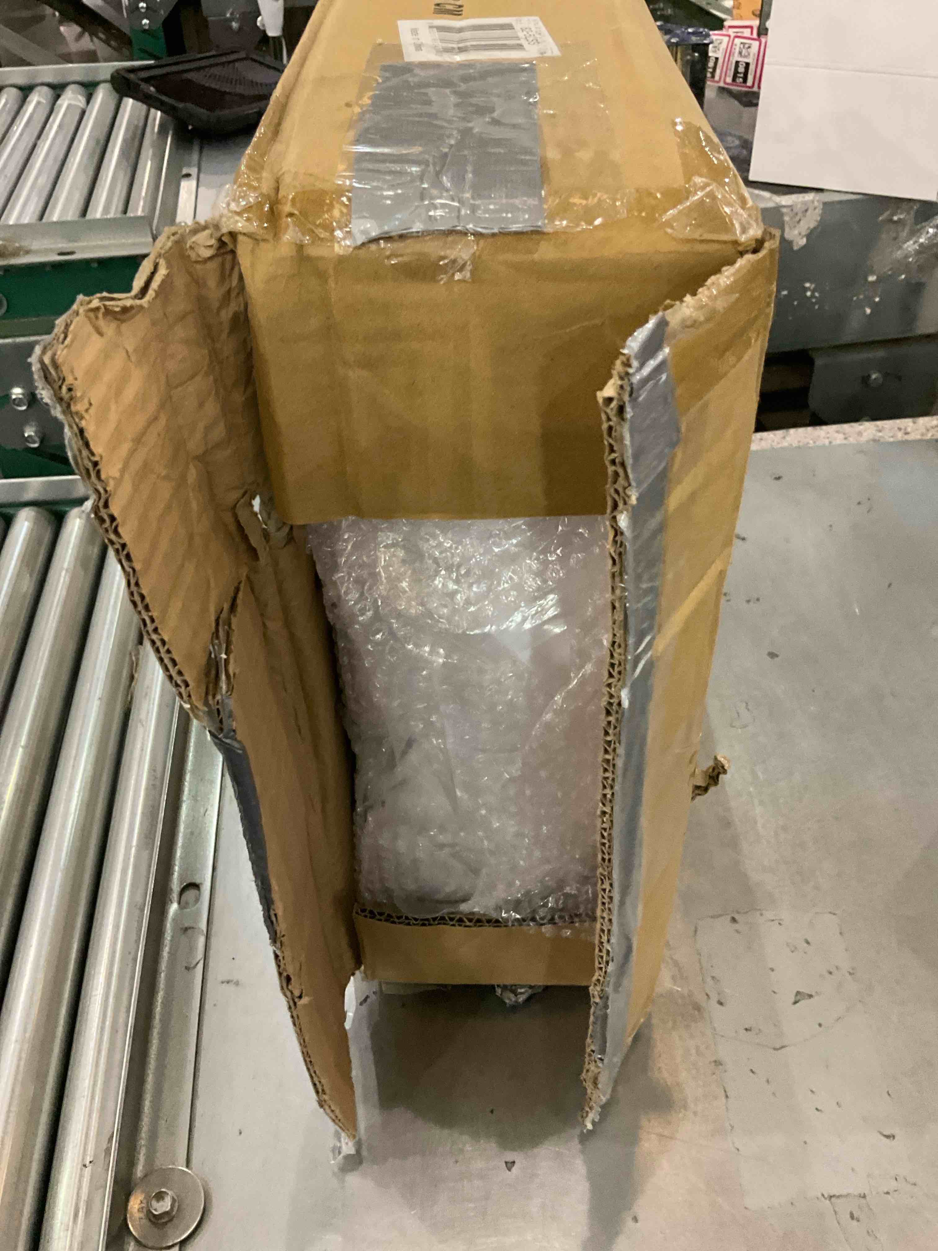 https://s3.amazonaws.com/lotting-images-prod/BargainHunt/EXS01443930_1717602418915.jpeg