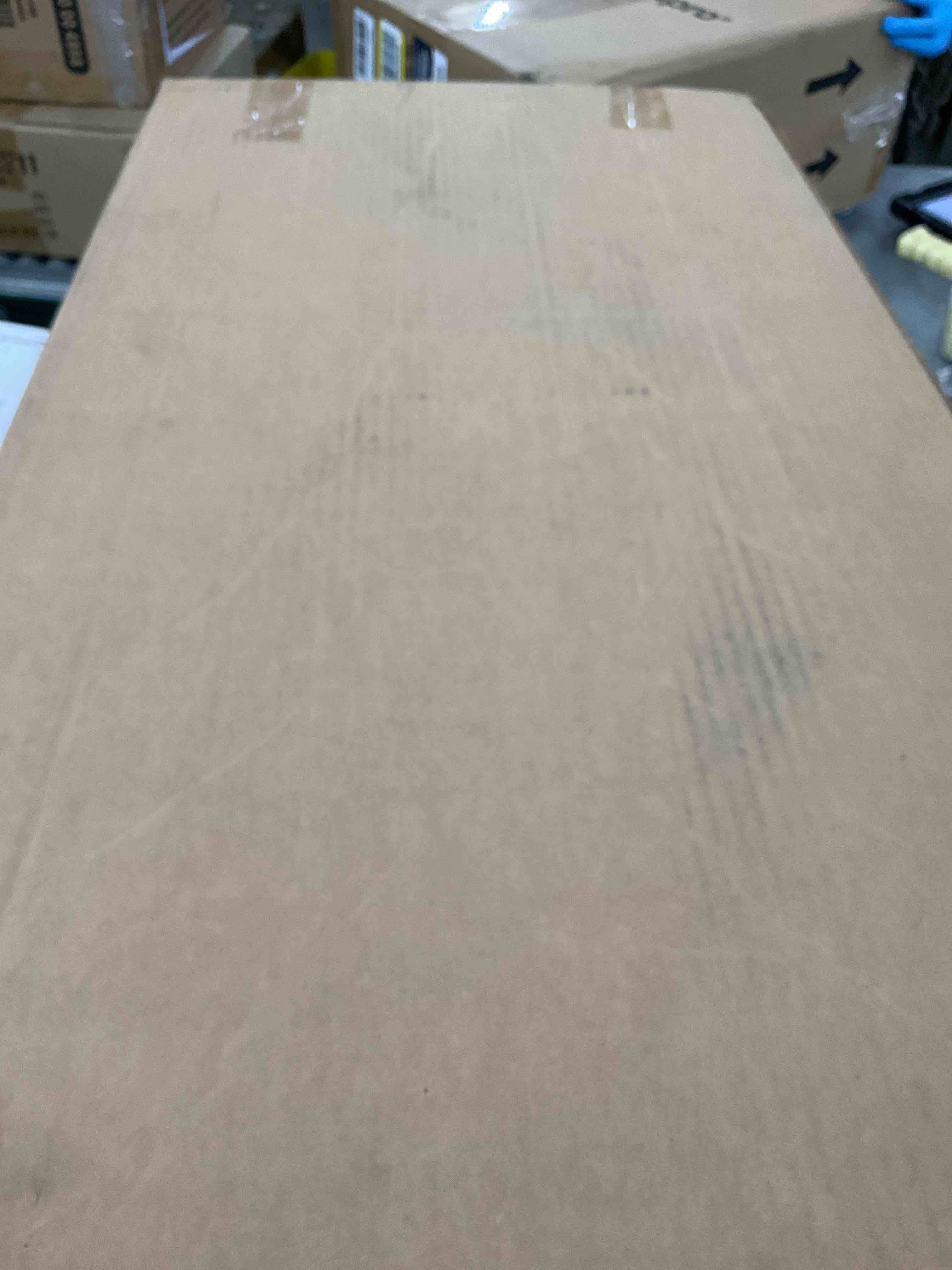https://s3.amazonaws.com/lotting-images-prod/BargainHunt/EXS01443944_1717613738611.jpeg