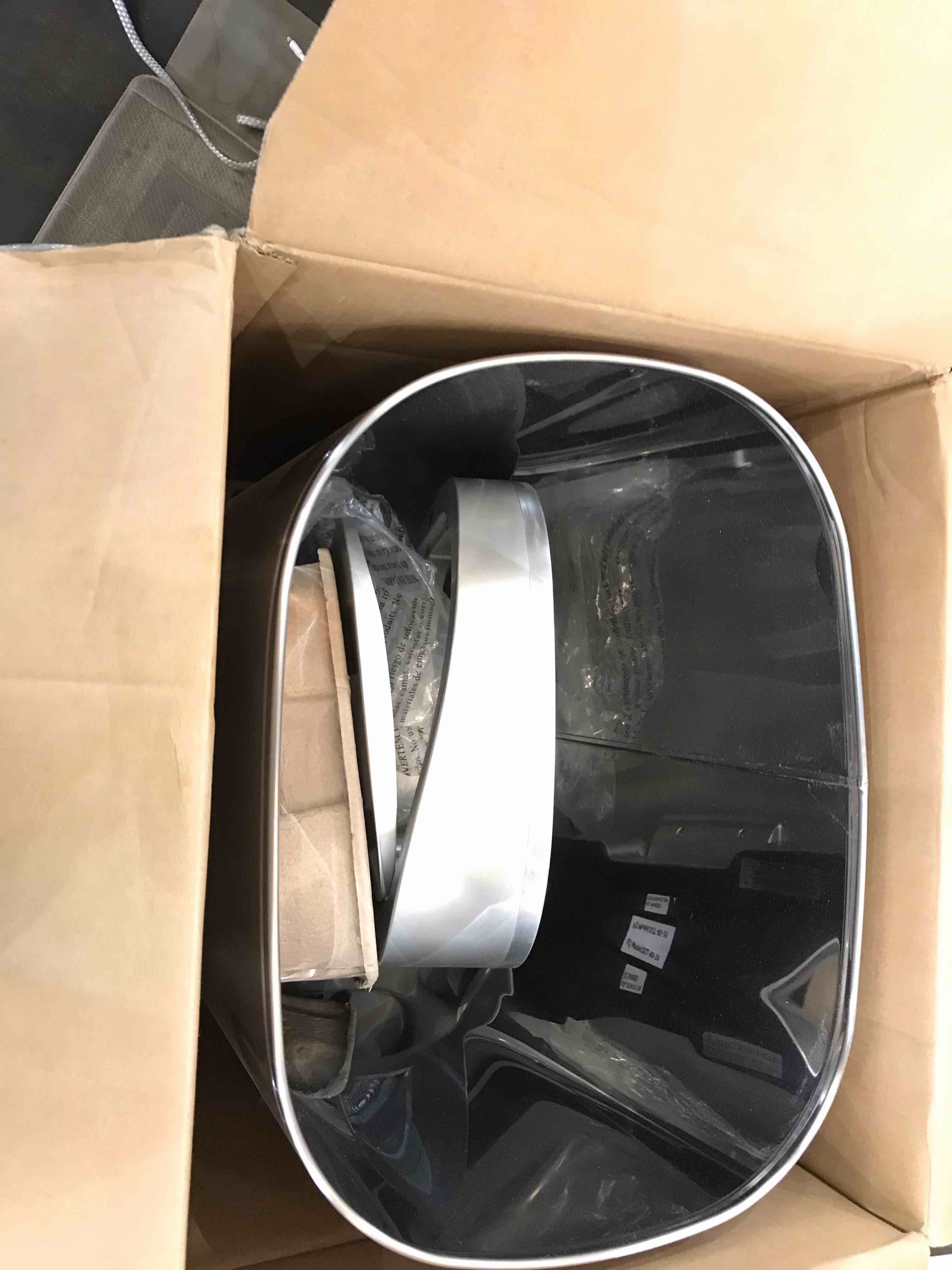 https://s3.amazonaws.com/lotting-images-prod/BargainHunt/EXS01444044_1717609780265.jpeg